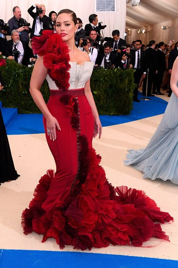 Ashley Graham in Custom H&M