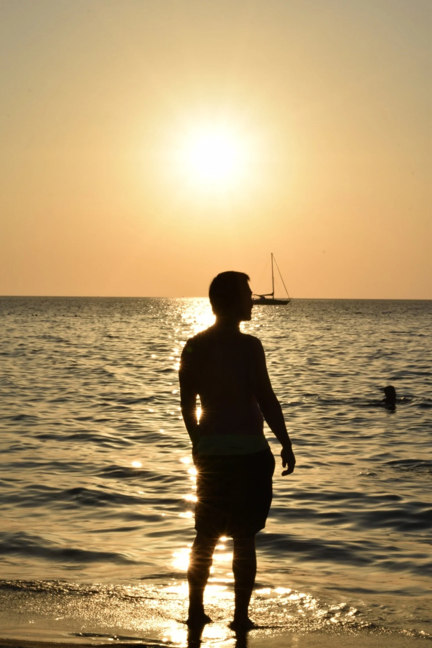 Beach til dusk. Phuket, Thailand.