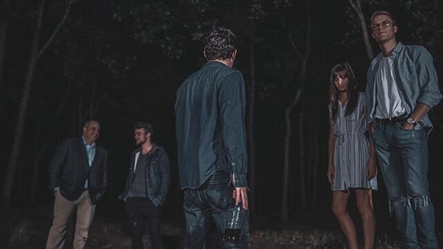 Introducing some other people in Shale Hollow! In the back you can spot Mayor Hill, talking with Ash. Ash’s brother, Luke, is in the front. On the right side, there’s Samantha aka “Sami” and ARK, the musician of the town!
.