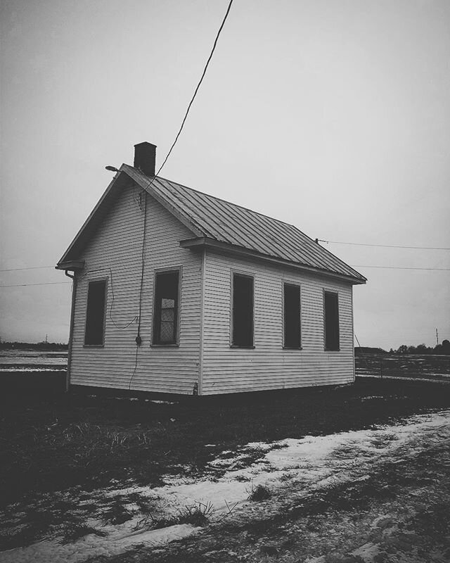 Here’s a picture of the first town hall of Shale Hollow. It’s been re-purposed for other uses since. But this is the first building that Shale Hollow logs were stored! There’s some history of Shale Hollow!
.
.
.
.
#webseries #youtu