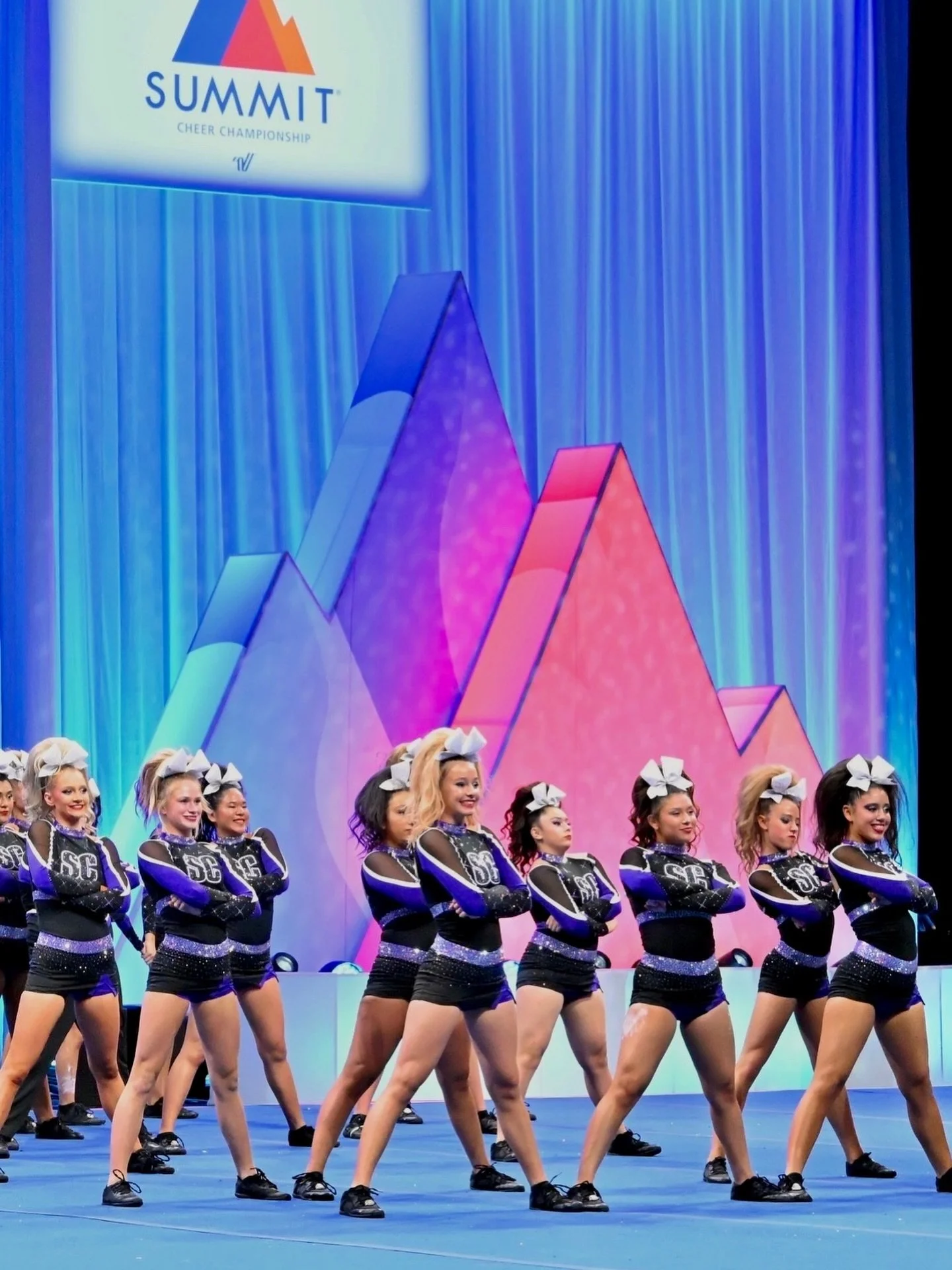 CAUTION coming through ‼️ We loved having Hush back as our level 4 quarter season team. This team pushed hard and we couldn&rsquo;t be prouder of them 🐾🤍