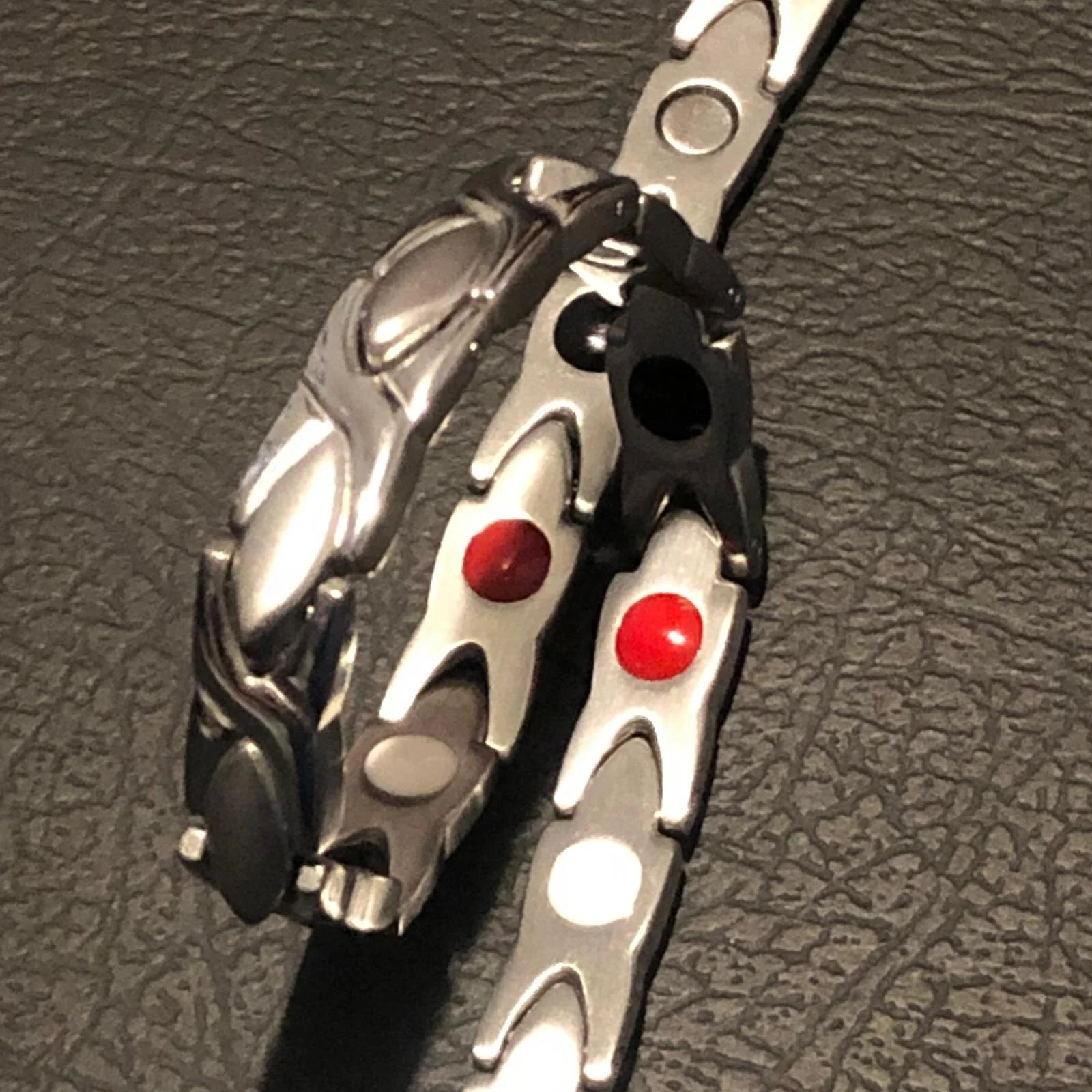 Stainless Steel Magnetic Bracelet Pic2.PNG