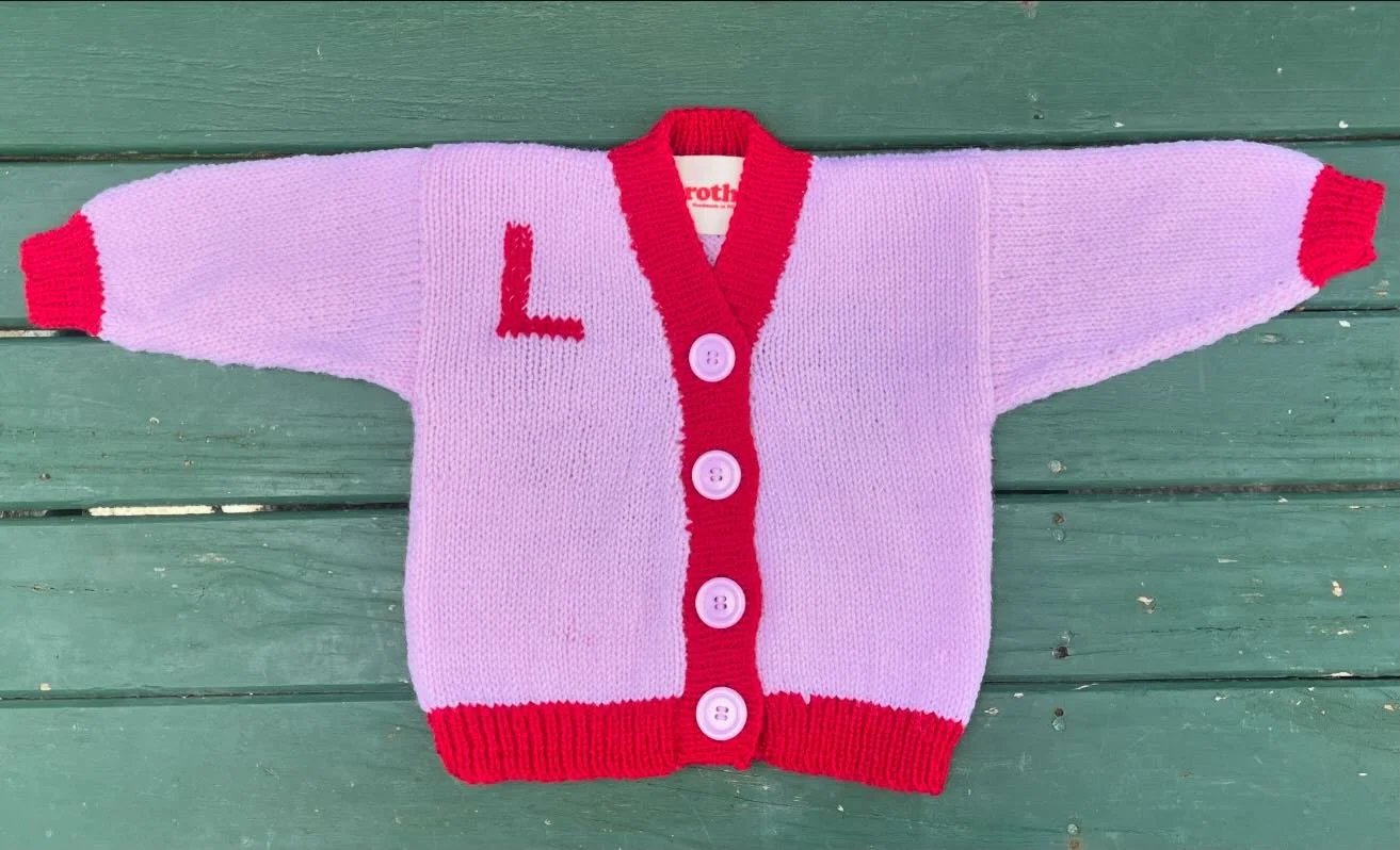 Pure wool - for Lillie ❤️💗

#dorothynz #purenzwool #pinkandred #handknitting #dorothydesigns #madeinaotearoanz