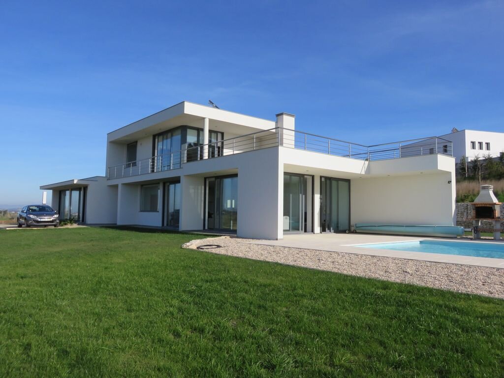 For Sale - Luxury designer villa near Obidos