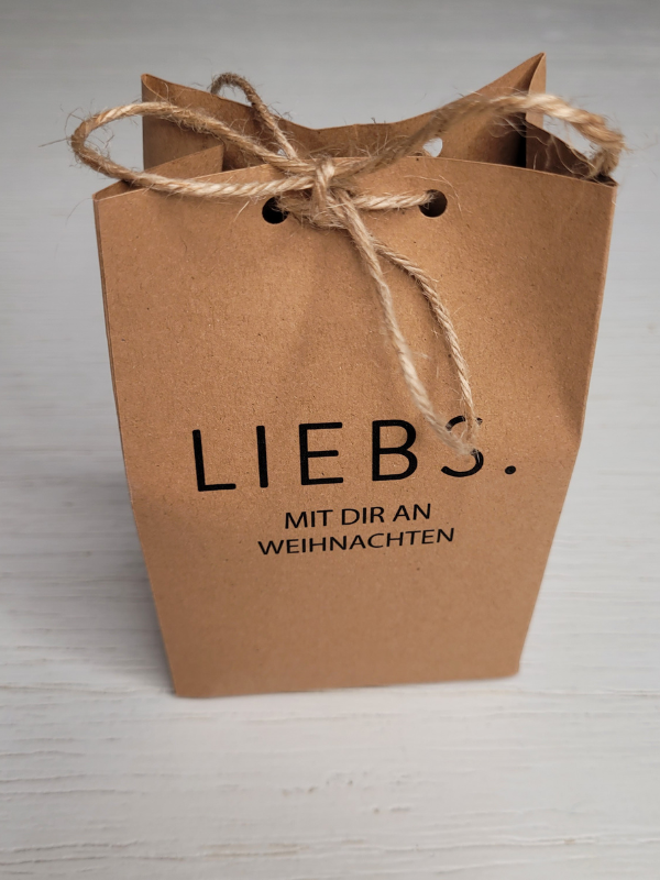 Weihnachtsset: Kuschelsocken & nachhaltige Verpackung – Perfekt!