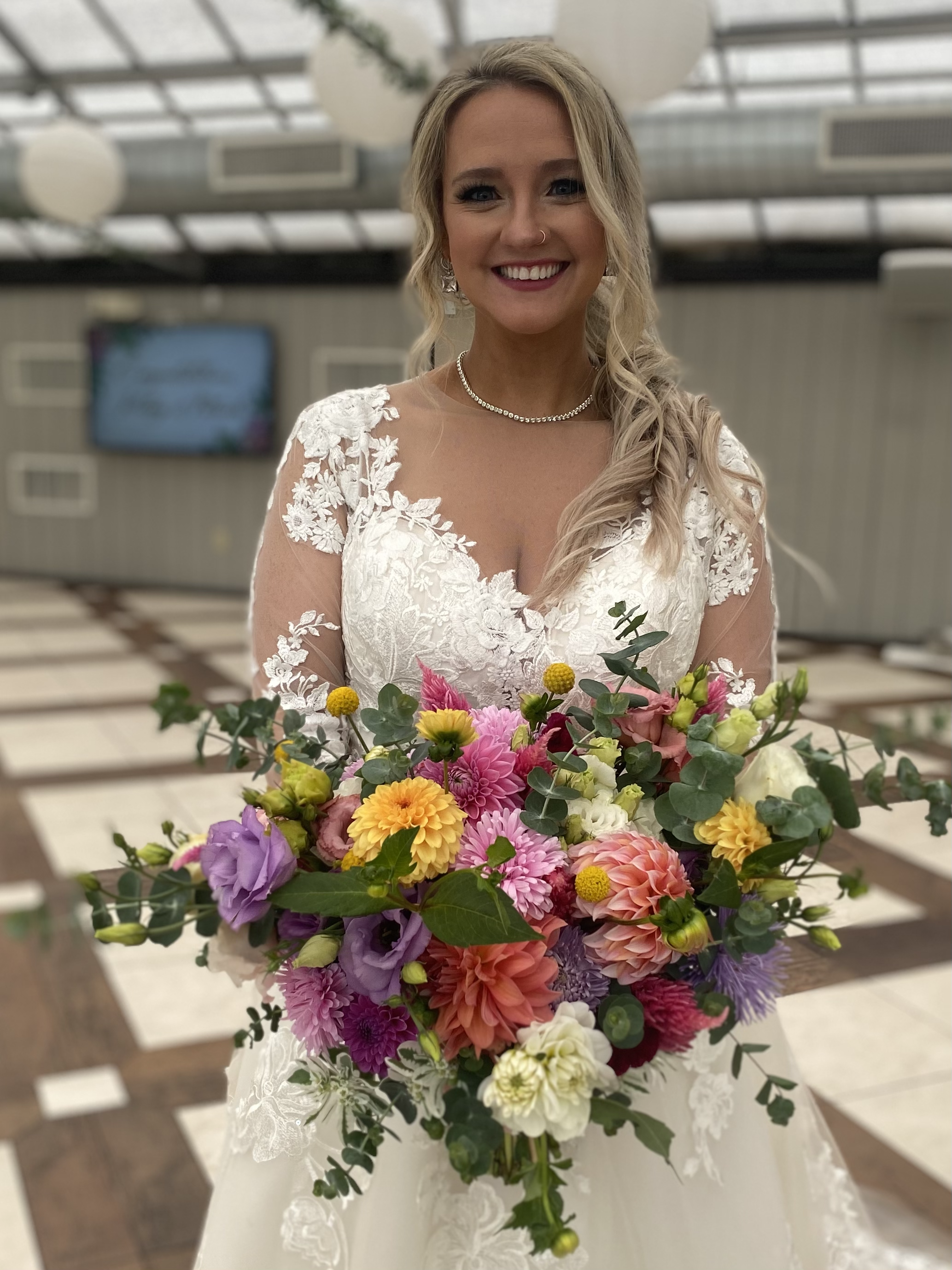 Laummer in-season wedding bouquet