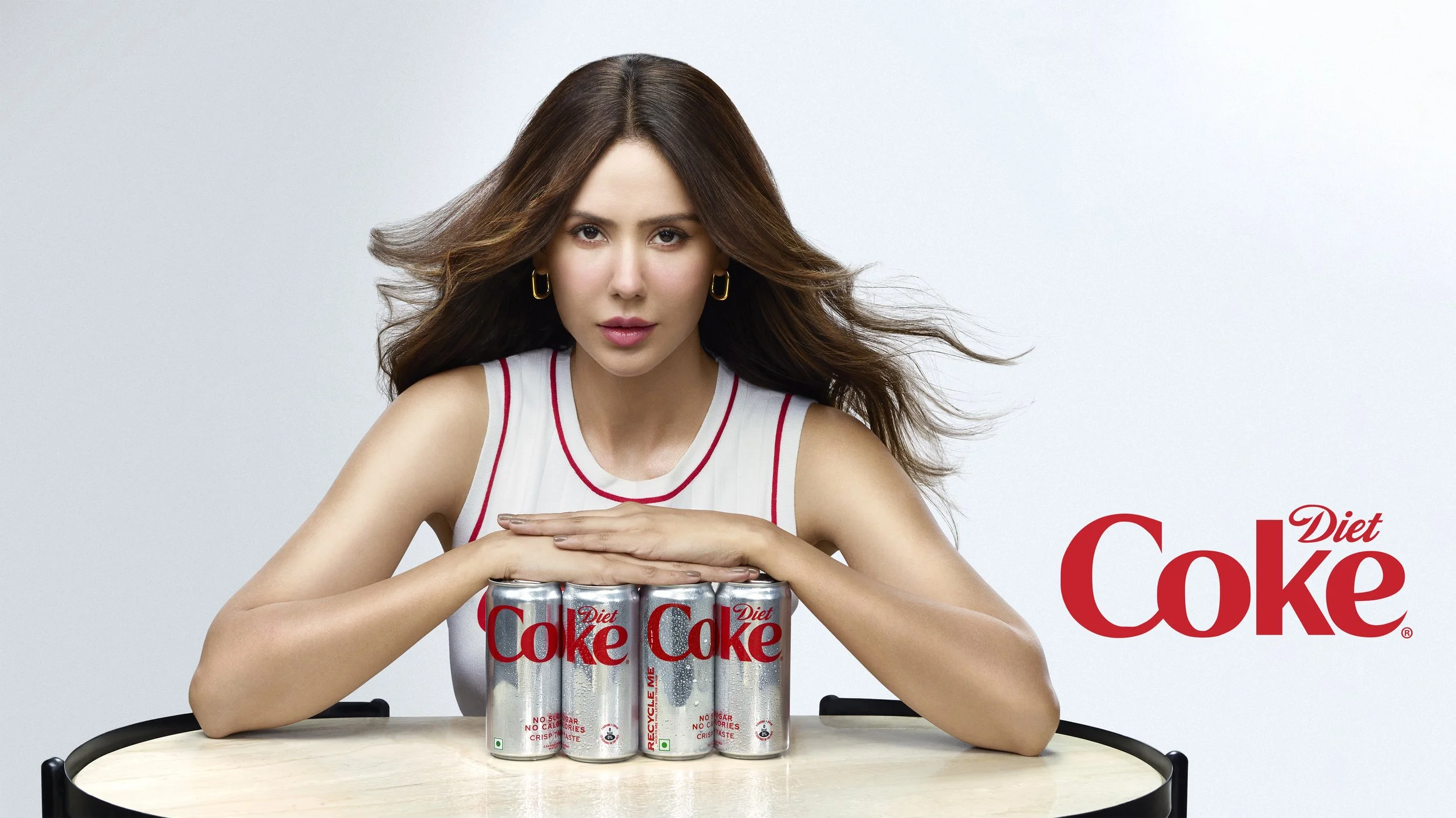 Coke x Sonam Bajwa-000717 AS SHOT_FIV copy.jpg