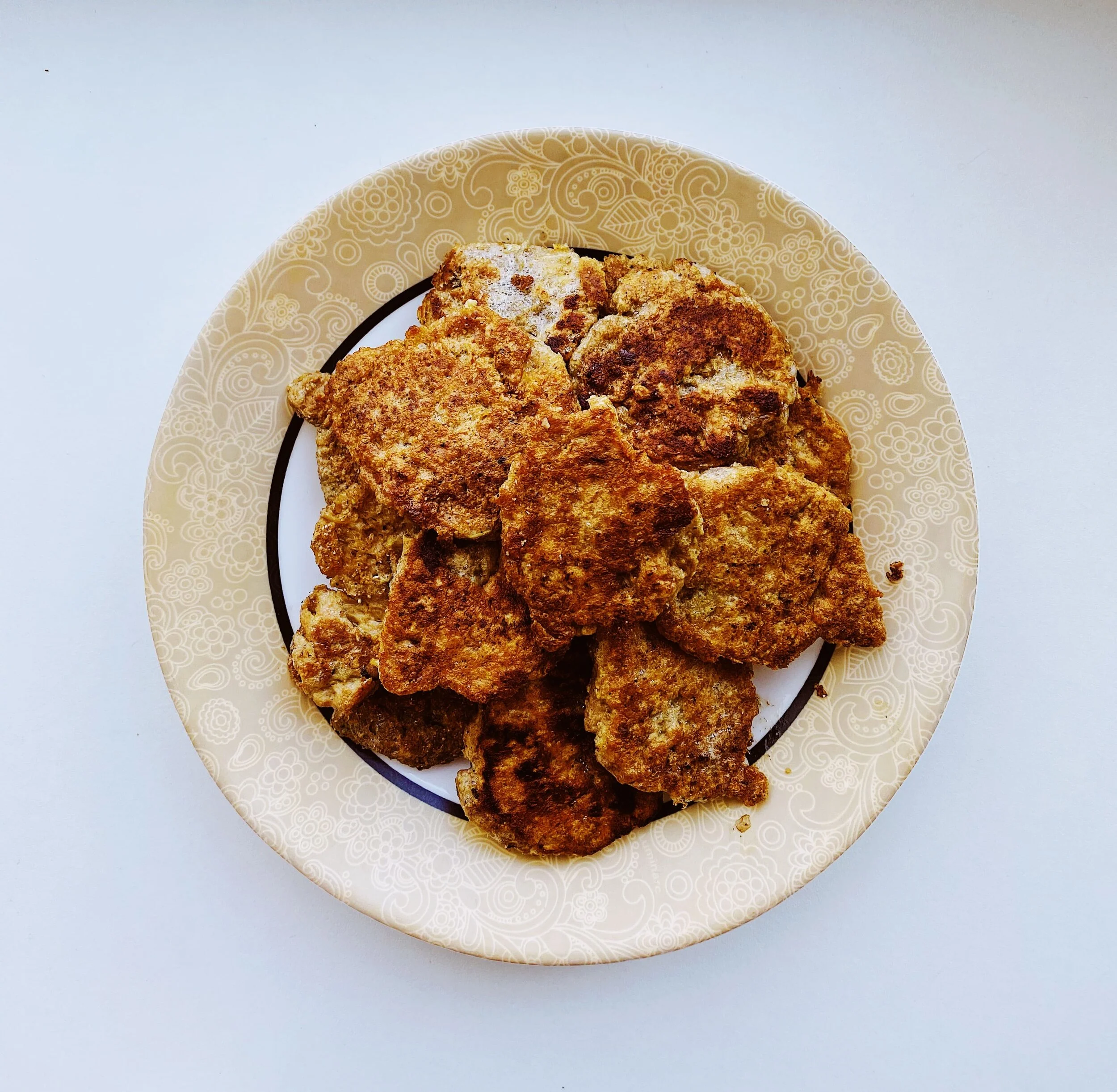 Mazās sojas karbonādītes.