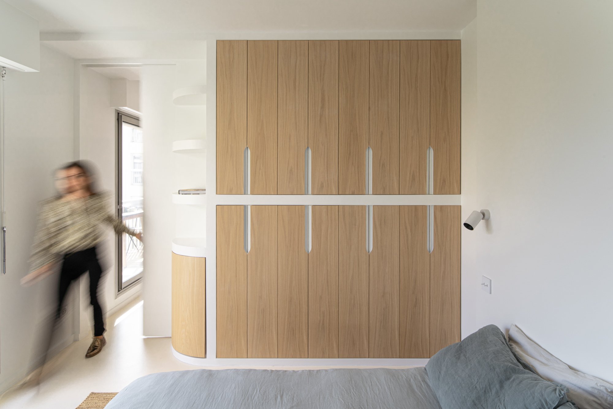  Appartement rénové par  Camille Thomas Architecte d’intérieur  