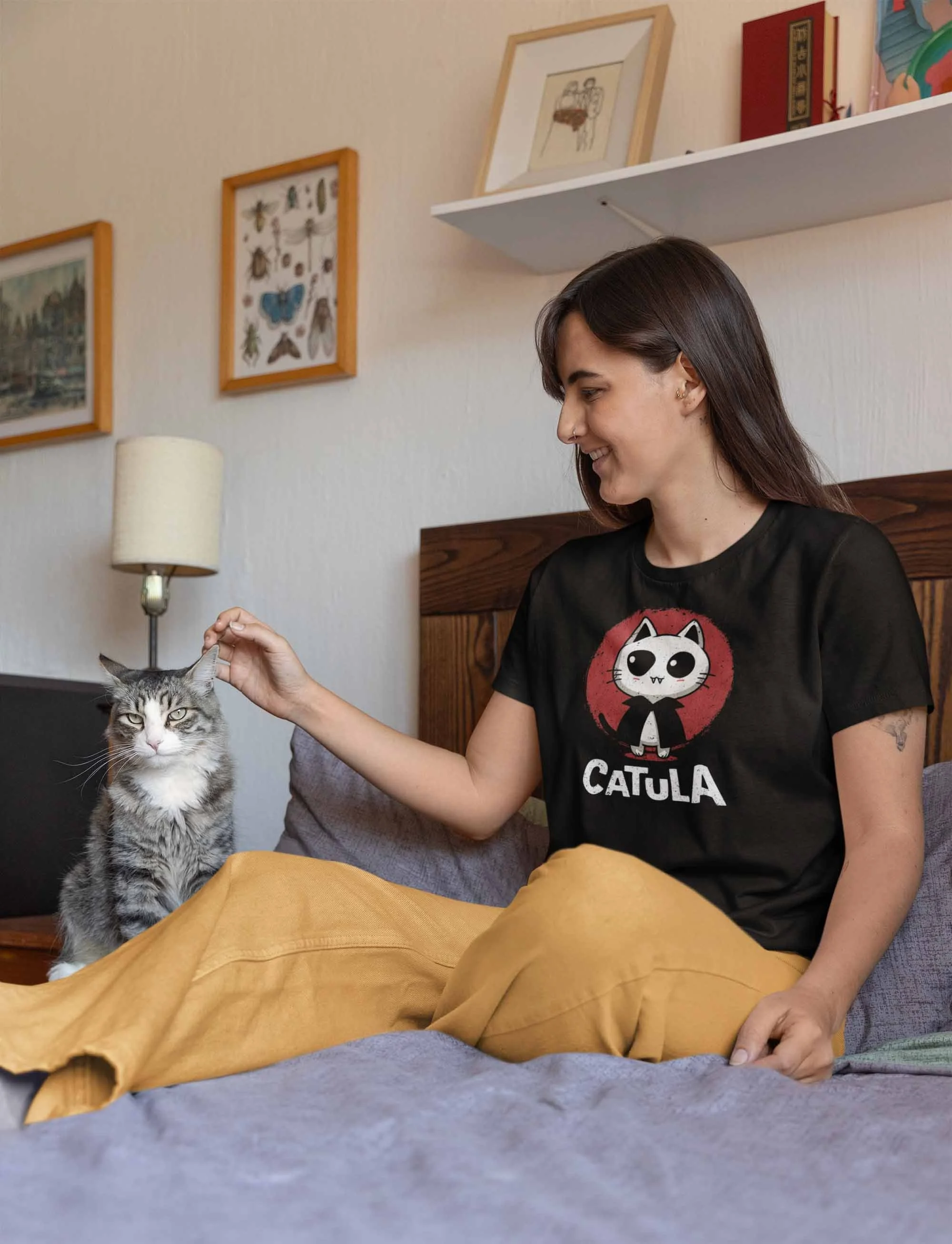 Catula dark T-Shirt