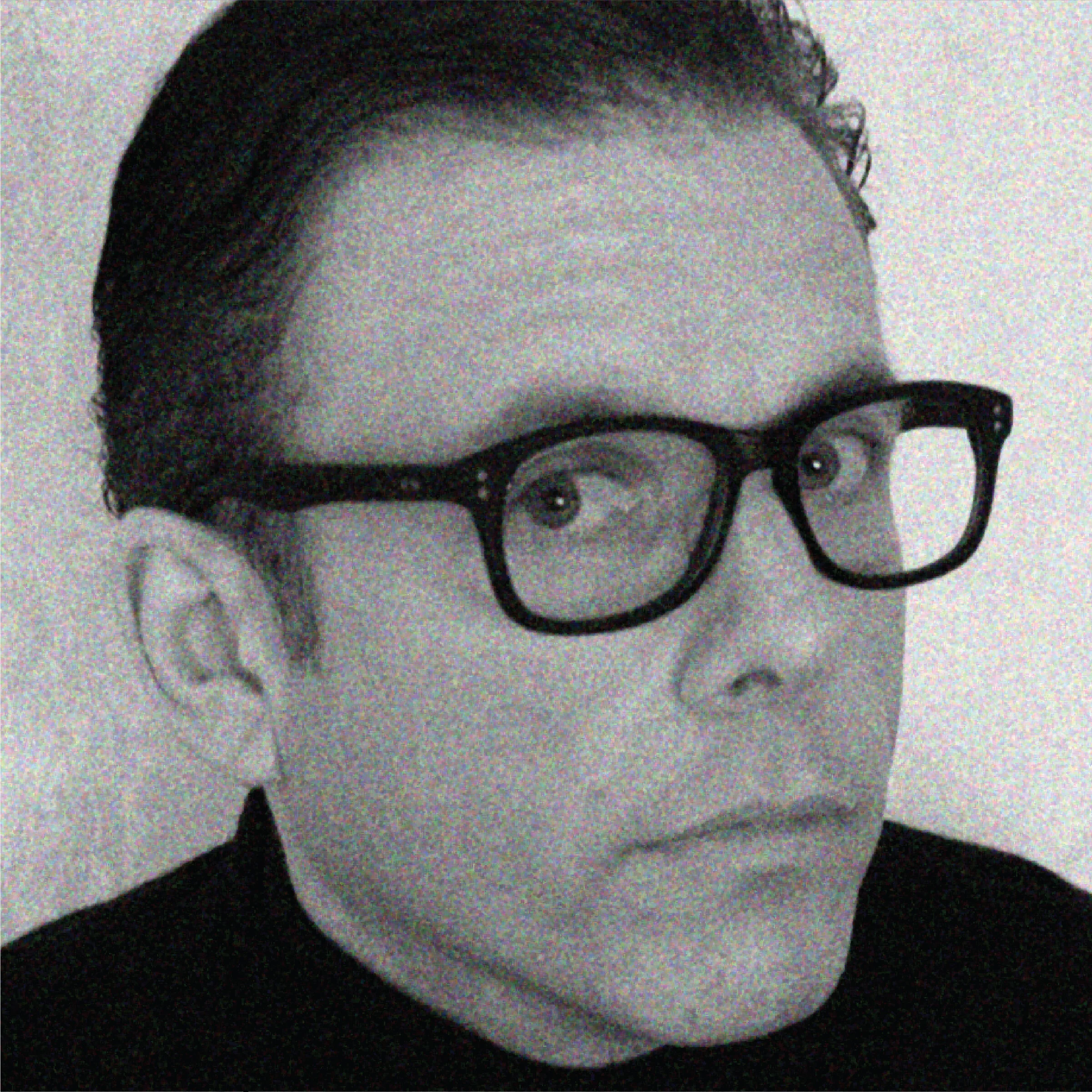 P2020_Edited Headshots-13.jpg