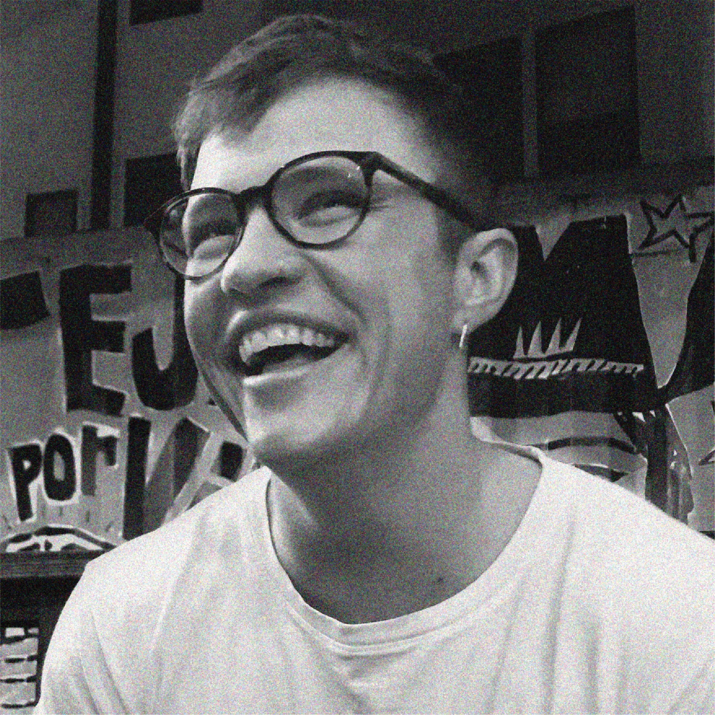 P2020_Edited Headshots-16.jpg