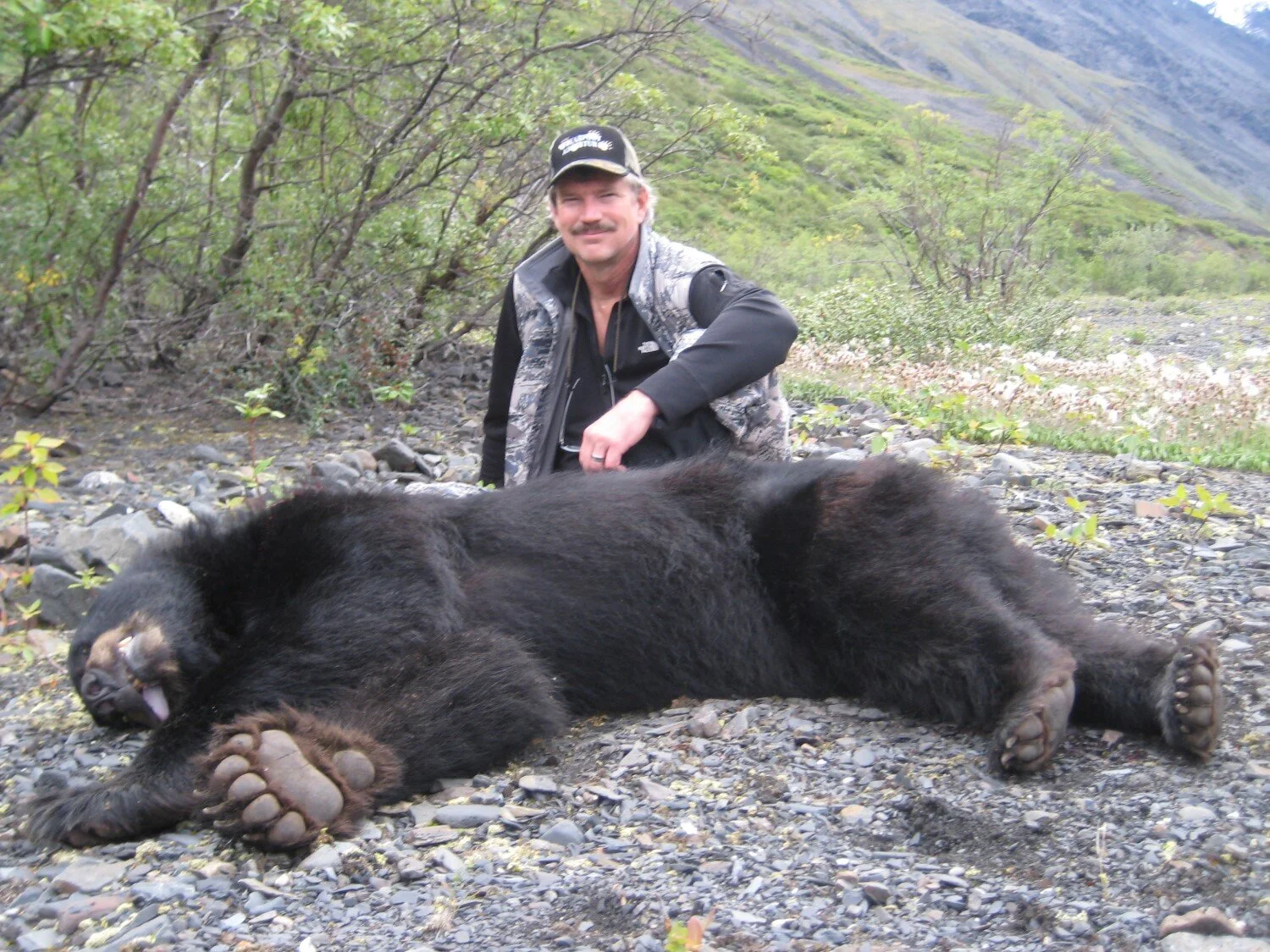 Jensen-black-bear-W.jpg