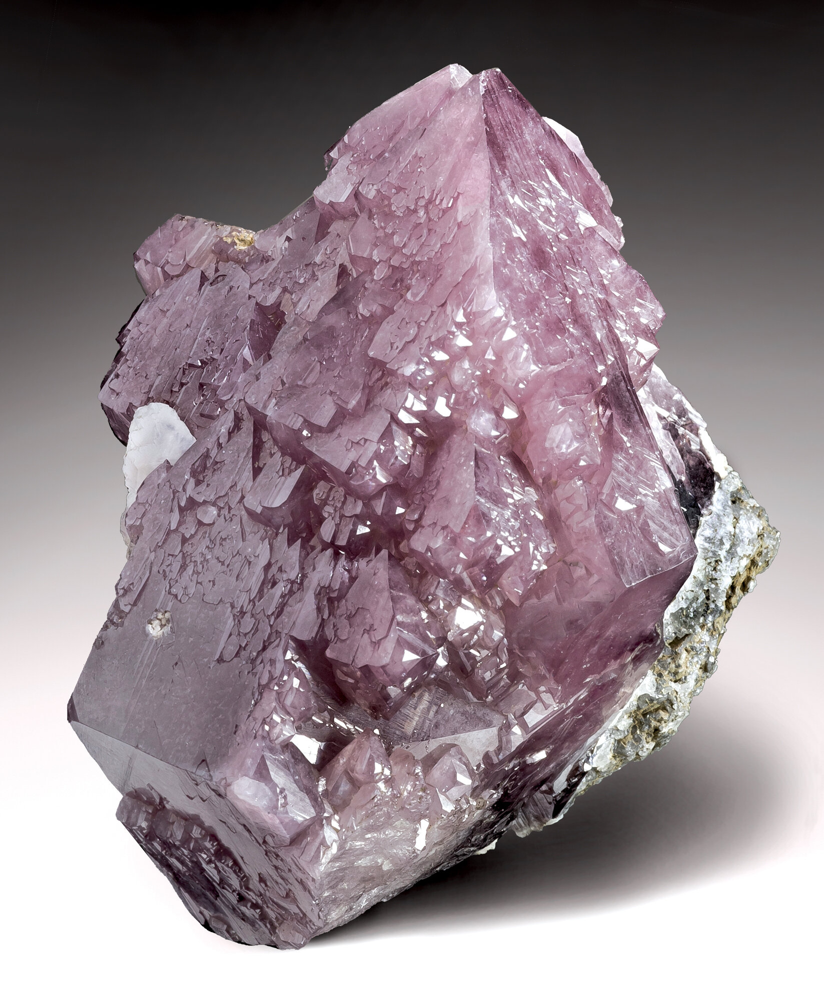  Purple scheelite crystal, 6.5 cm, from Huanggang mine No. 5, Keshiketeng County, Chifeng Prefecture, Inner Mongolia Autonomous Region, China. Found in April 2012. 