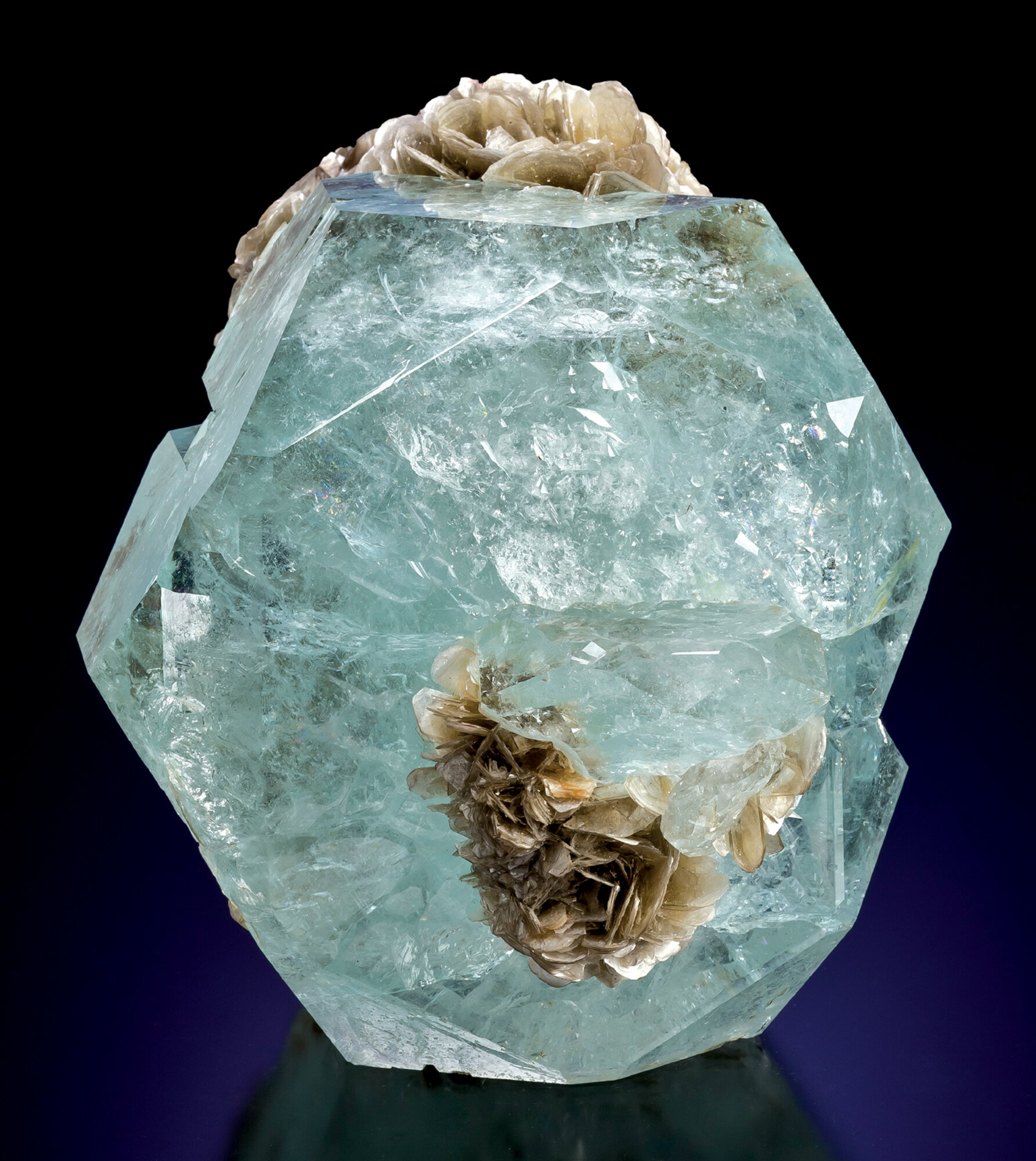  Aquamarine crystal with muscovite, 12 cm, from the Pingwu mine, Huya Township, Mt. Xuebaoding, Pingwu County, Mianyang Prefecture, Sichuan Province, China. 