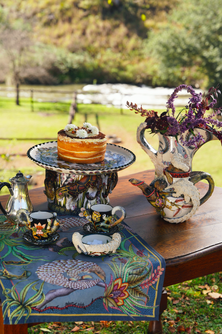 Pangolin Pair Park in Ash   3.png