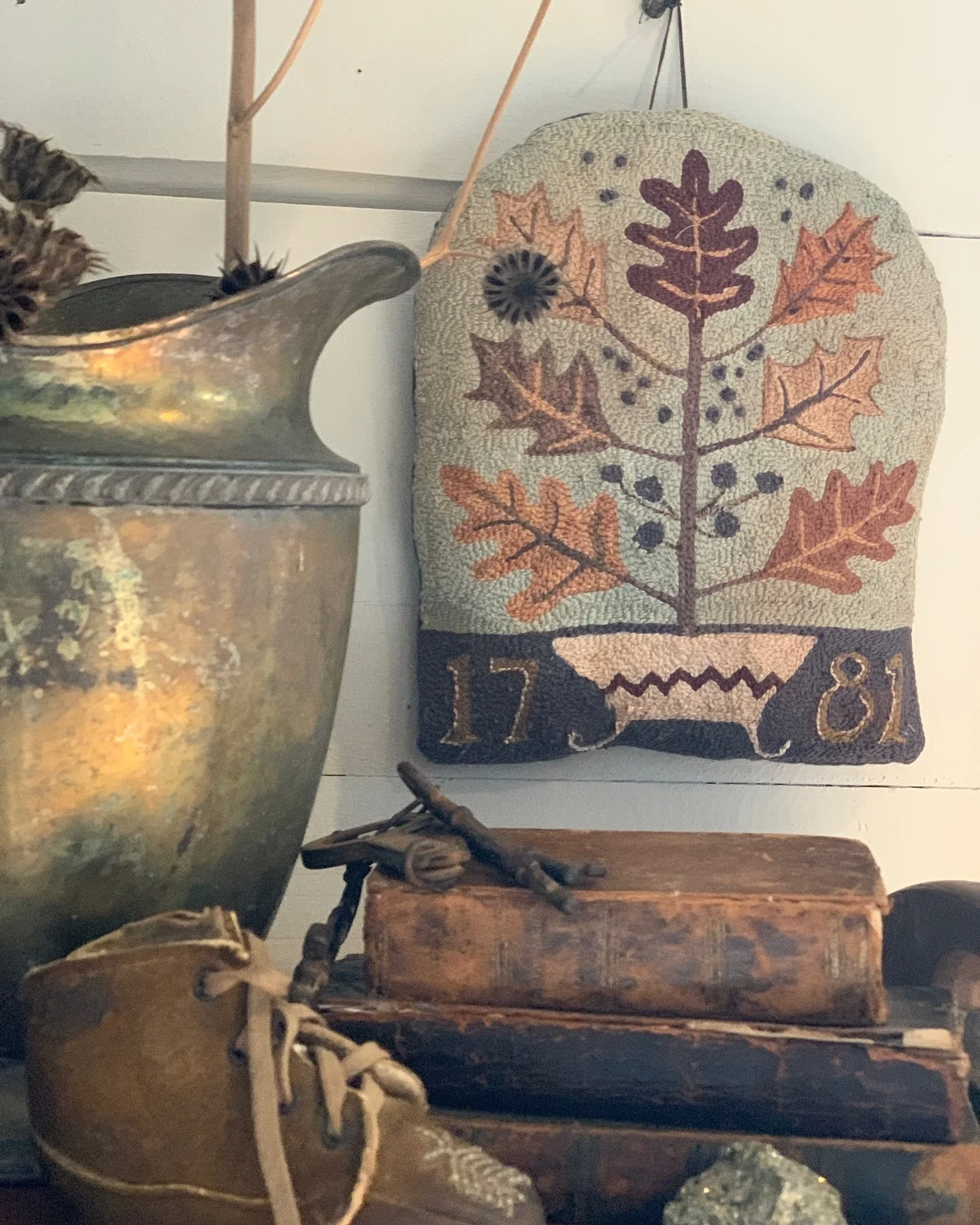 Good Day to you!  I&rsquo;ve published 3 new punch needle patterns in the Cinnamon Creek Etsy shop.  Link in Bio @druannjeffries