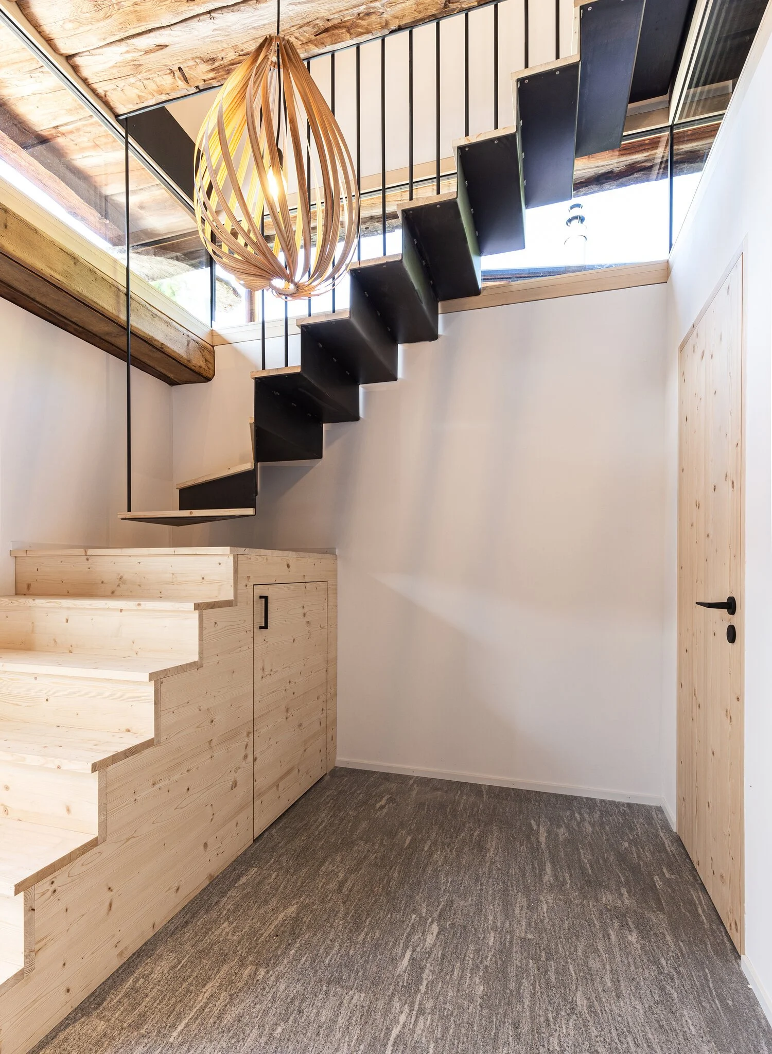 EGGER+Architektur_Stadel_Reckingen_Eingang.jpg