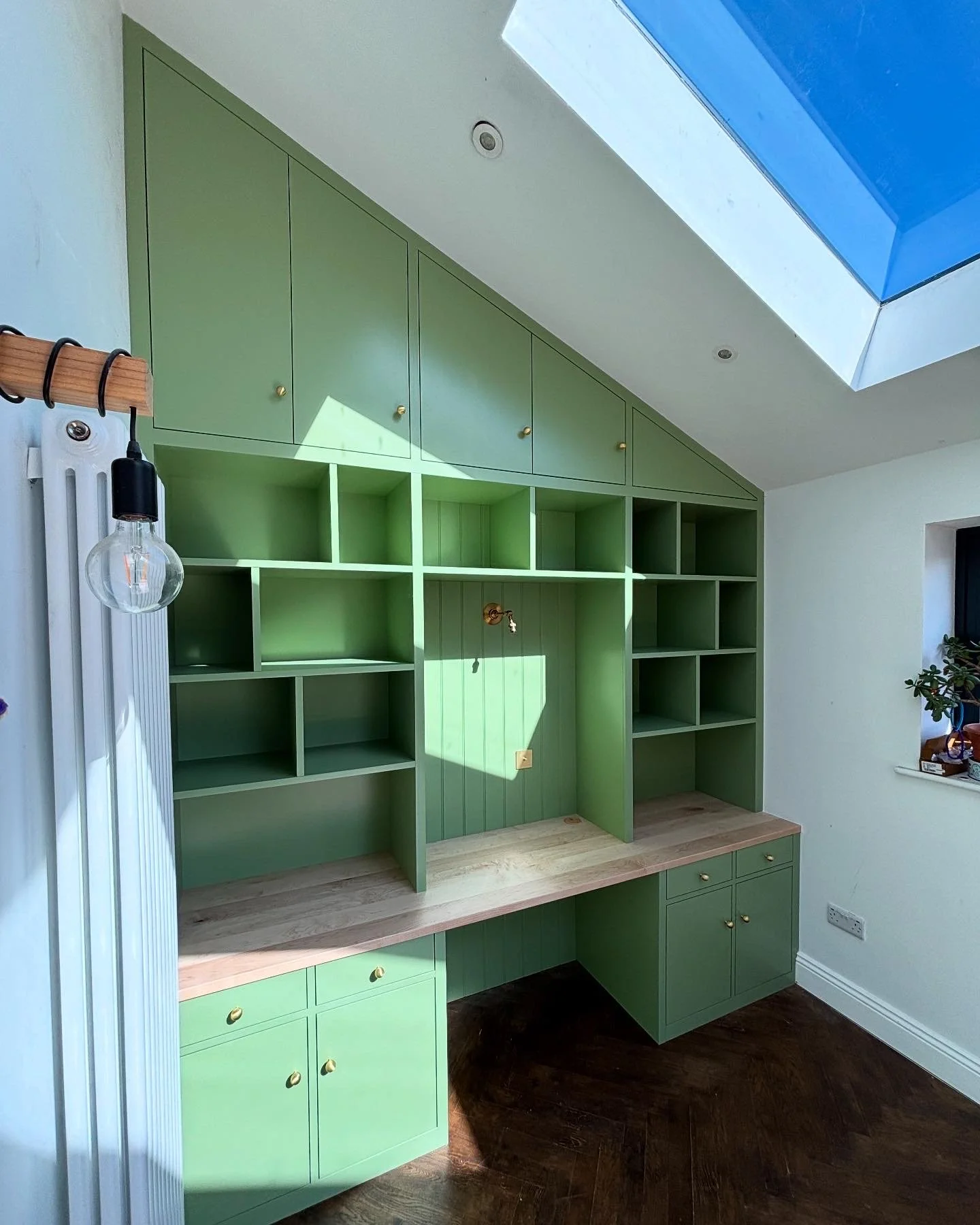 Ashton Court Bristol - Bookcase shelving