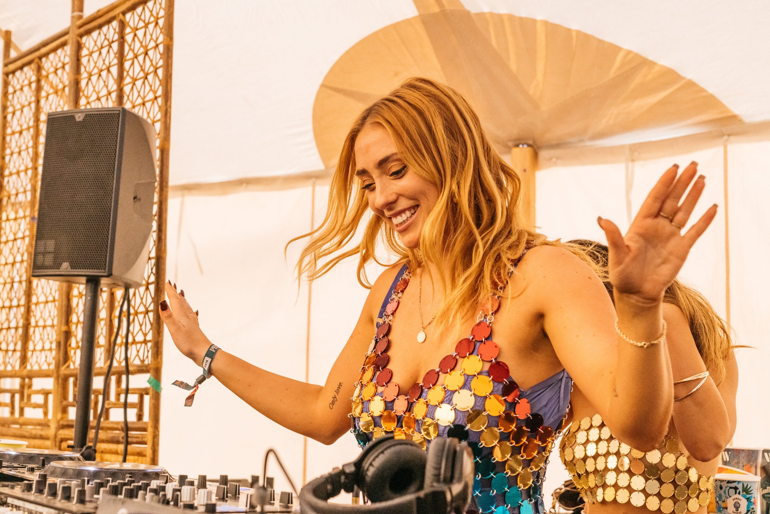 WILDERNESS_2022_SATURDAY_ALINE ARONSKY_76.jpg