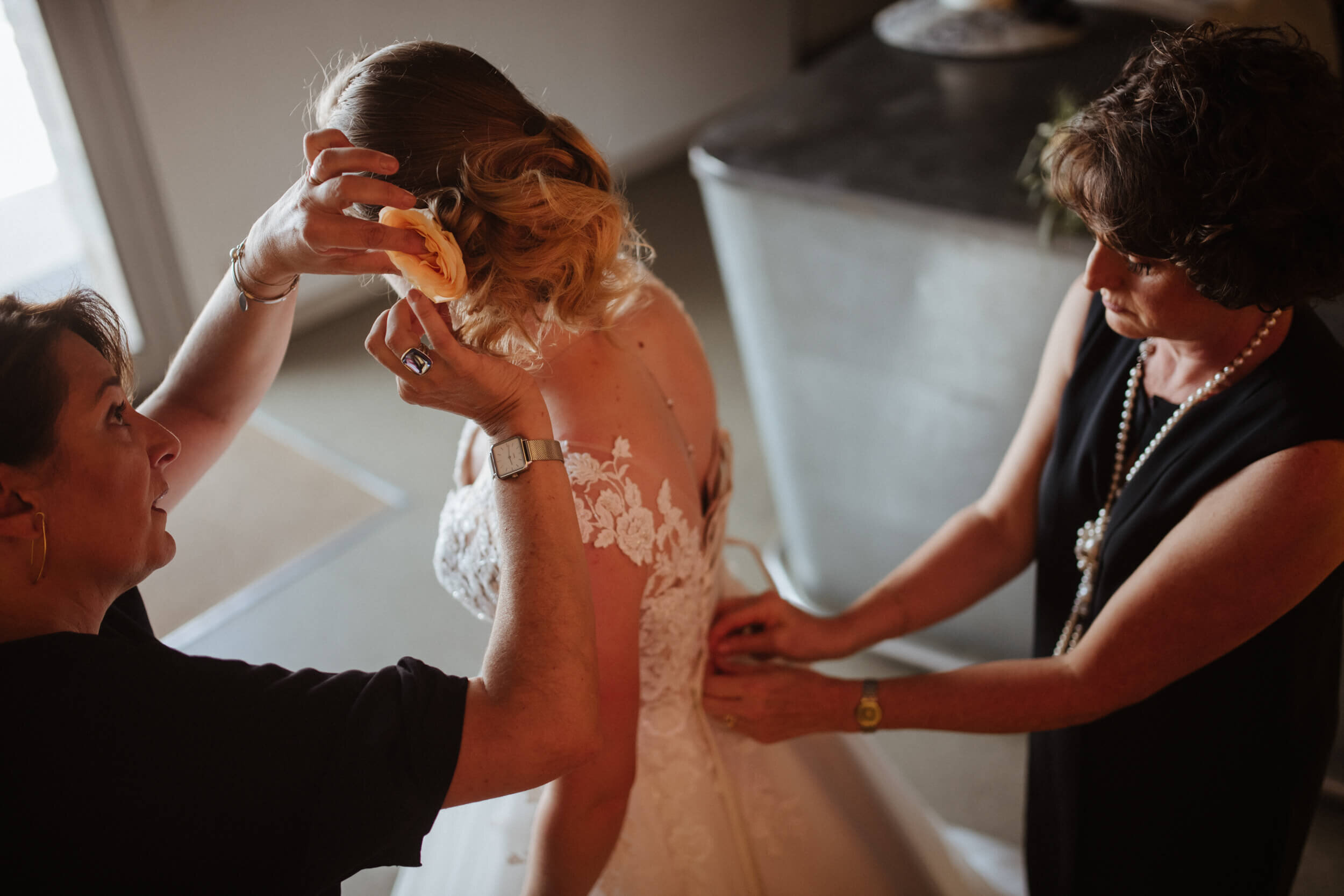 Domaine de La Fage Correze Brive photographe mariage robe wedding photographer