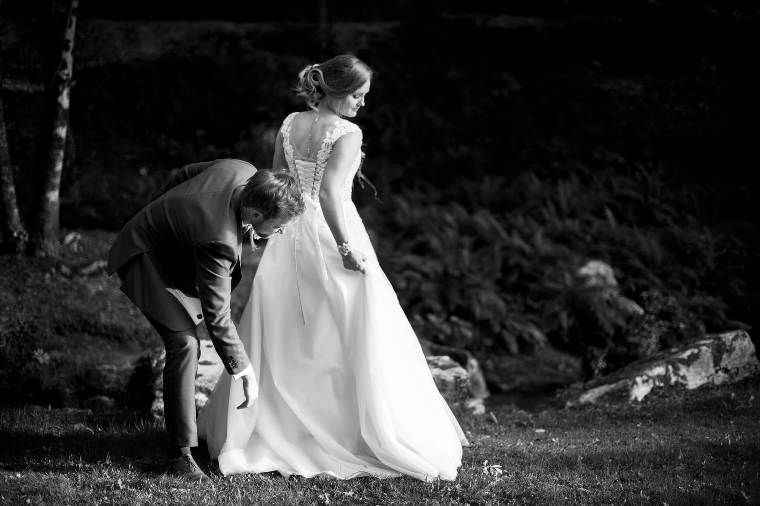 Domaine de La Fage Correze Brive photographe mariage wedding dress wedding photographer