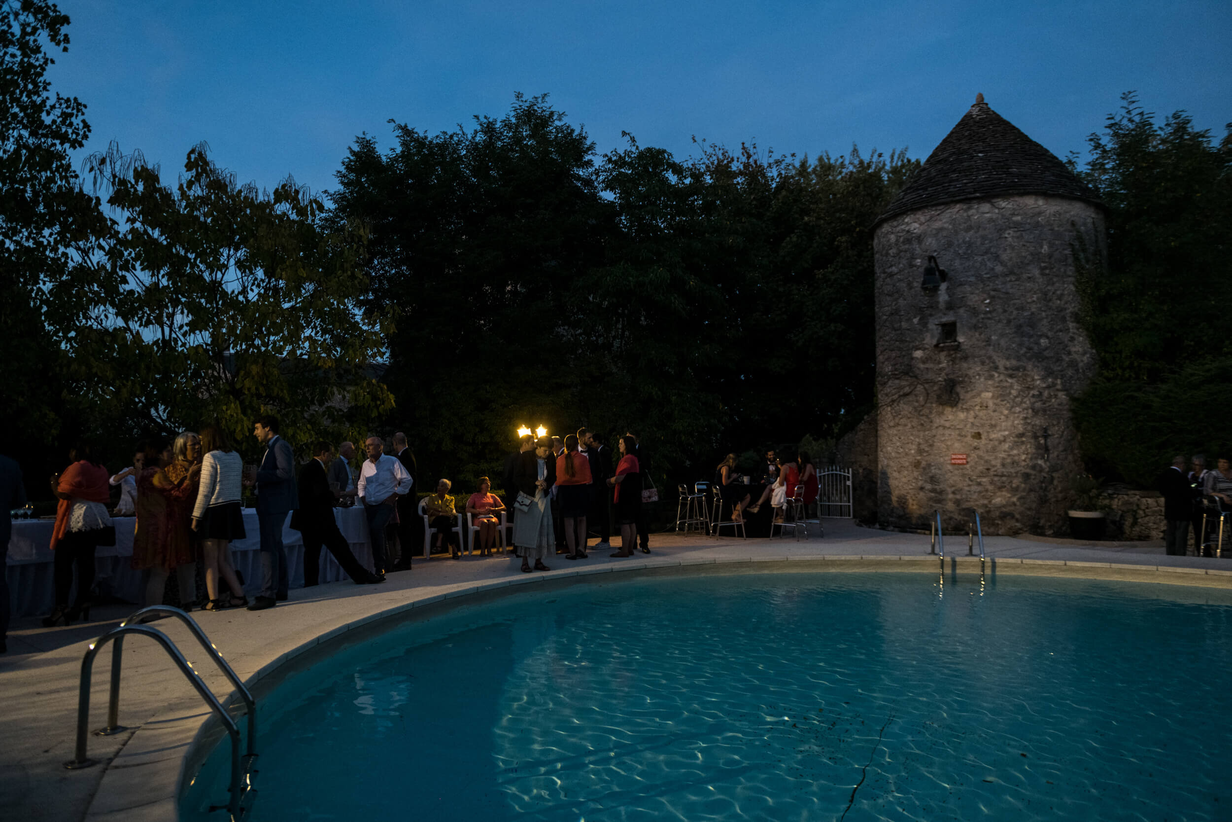Domaine de La Fage piscine Correze Brive photographe mariage wedding photographer