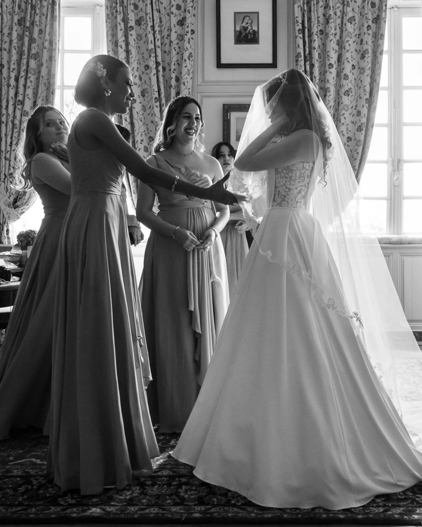 MELISSA ET BENJAMIN

En noir et blanc 
Un mariage grandiose dans le beau ch&acirc;teau de Salvanet

Avec @lescouleursdumariage pour la d&eacute;coration et la c&eacute;r&eacute;monie la&iuml;que.

#mariagelimoges #photographelimoges #frenchwedding #f