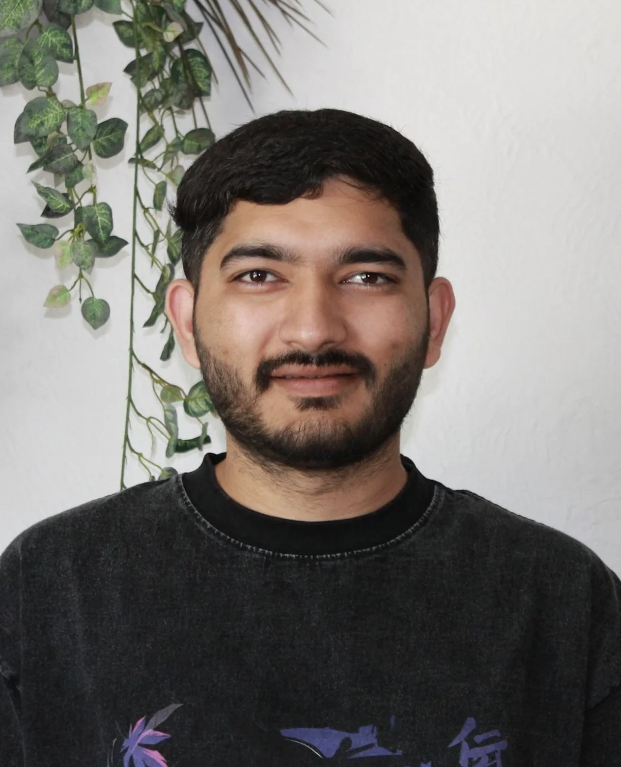 ⭐️ STAFF SPOTLIGHT! ⭐️⁠
⁠
It&rsquo;s time for another #oneROOFStaffSpotlight. Meet Deep! 👋⁠
⁠
Deep Odedra is a Supportive Housing Worker here at oneROOF Youth Services, providing care and guidance to residents during the overnight hours. Deep helps 