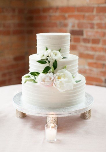 White buttercream wedding cake.jpg