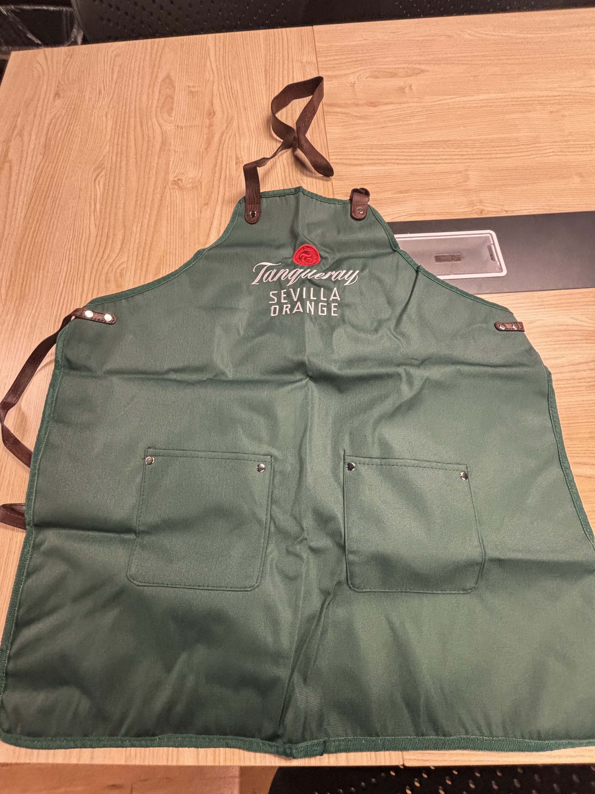 Tanqueray Apron