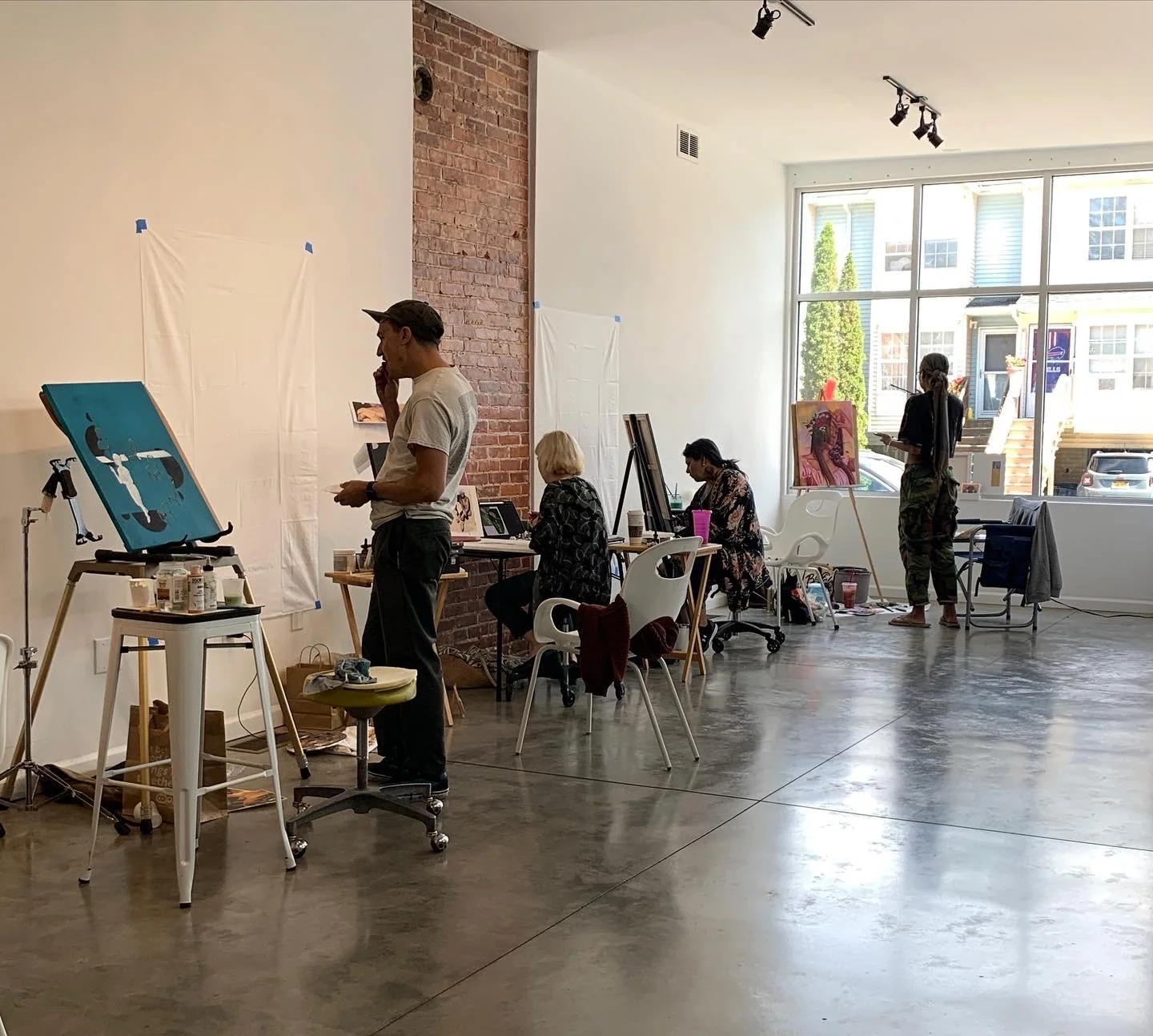 art-gallery-the-crucible-art-collective