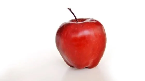 a red apple
