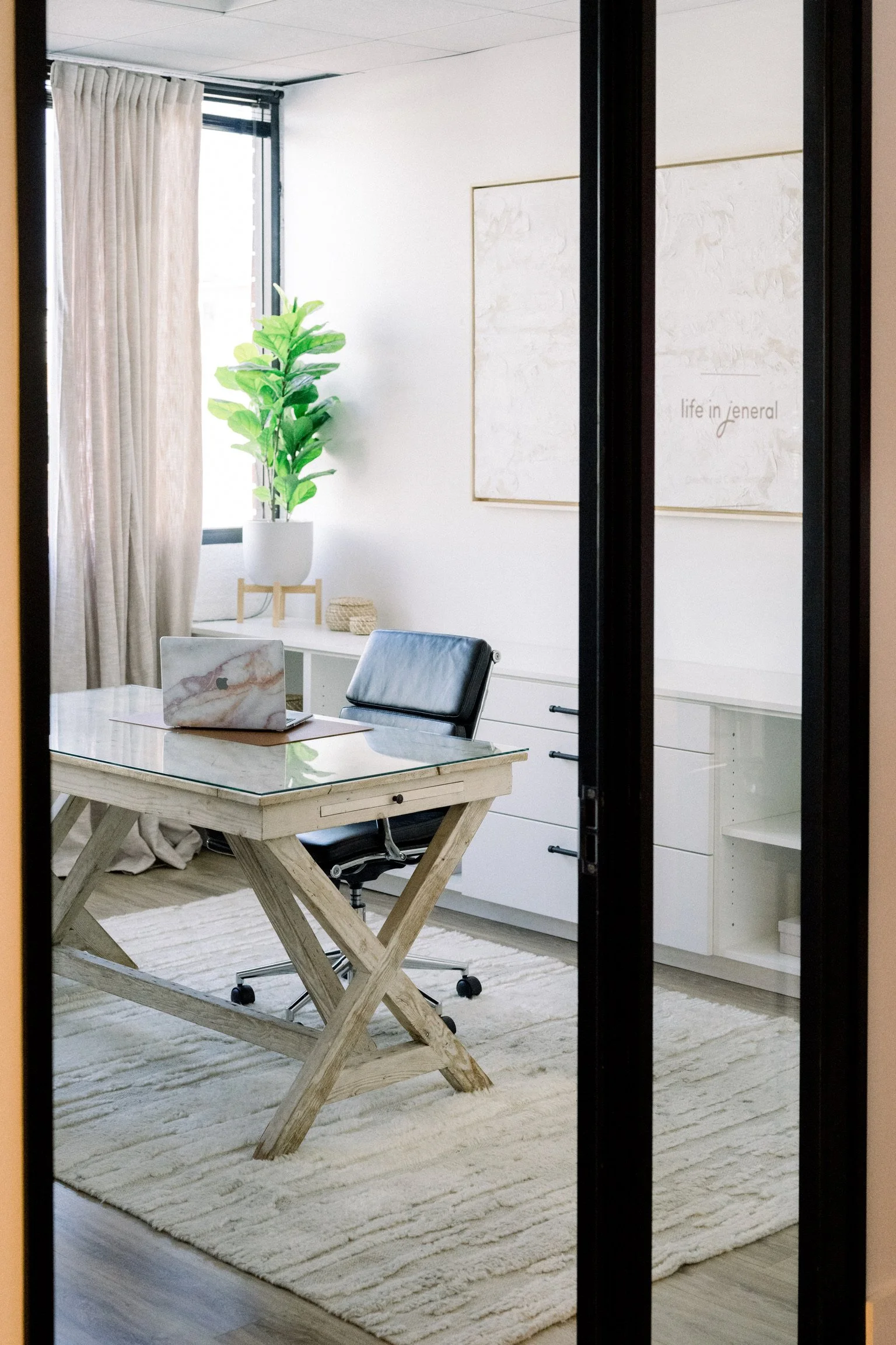 LIJ_office_2023-66.JPG