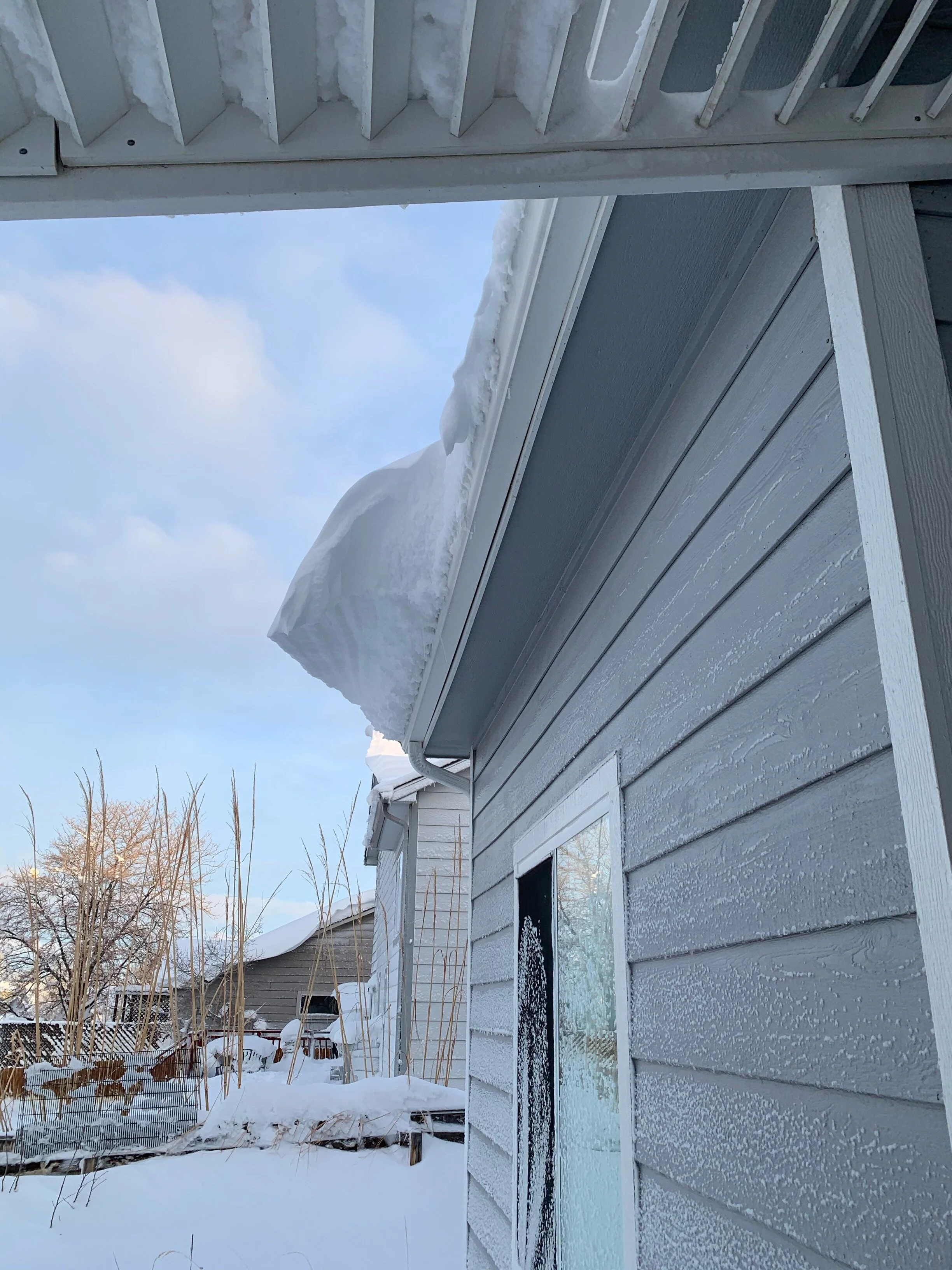  Walk under at your own risk! (Photo Credit: Mike Chagolla, Sales Support) 