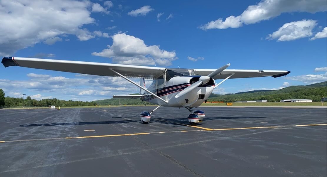As a reminder, Monadnock Choppers does a whole lot more than flight training, we also buy and sell aircraft! 🚁✈️ Our team would be happy to help you find the perfect aircraft for your aviation mission, or help you sell your current aircraft to move 