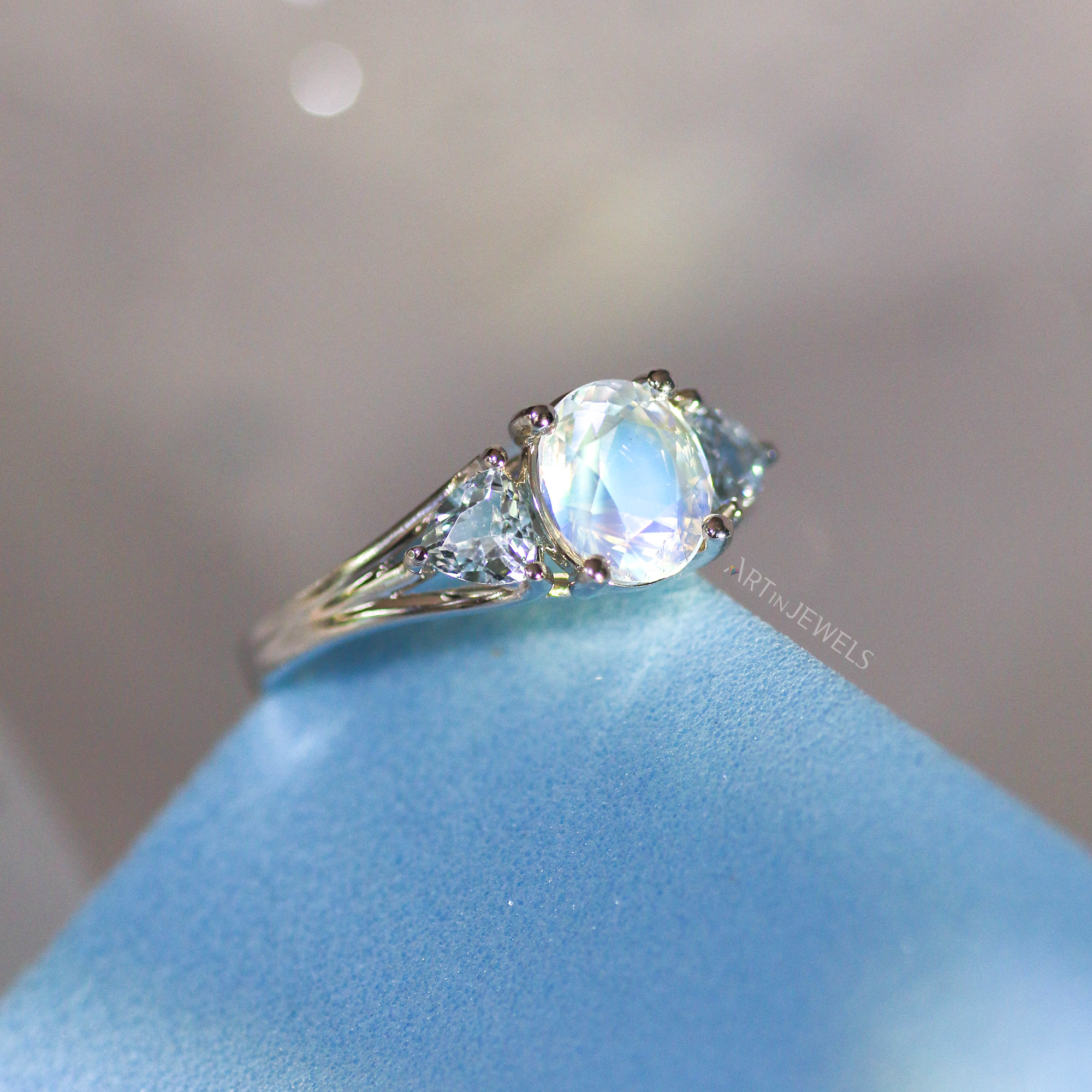 Ivy_Moon_Moonstone_Ring+%281%29.png