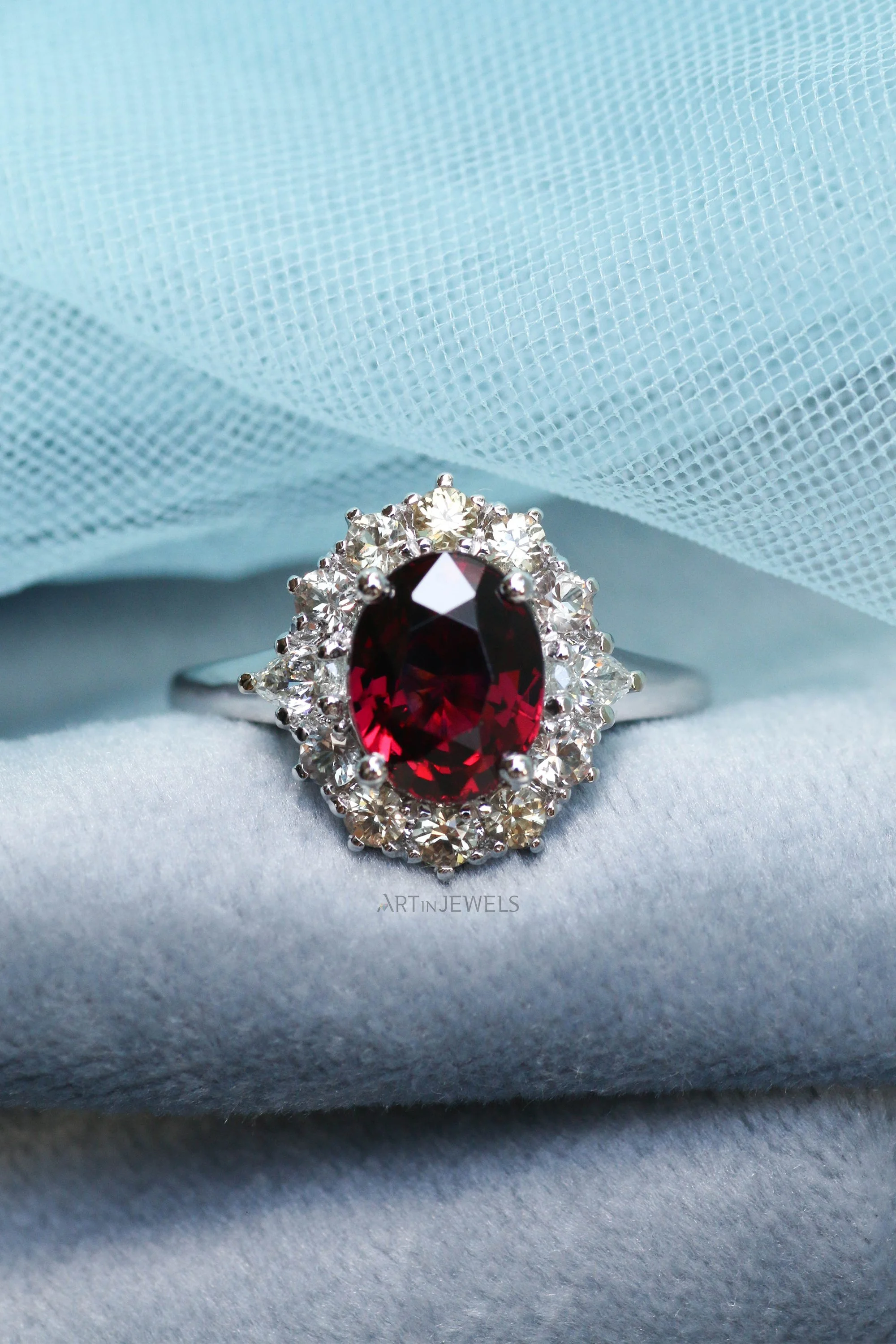 Starburst_Garnet_Ring3.jpg