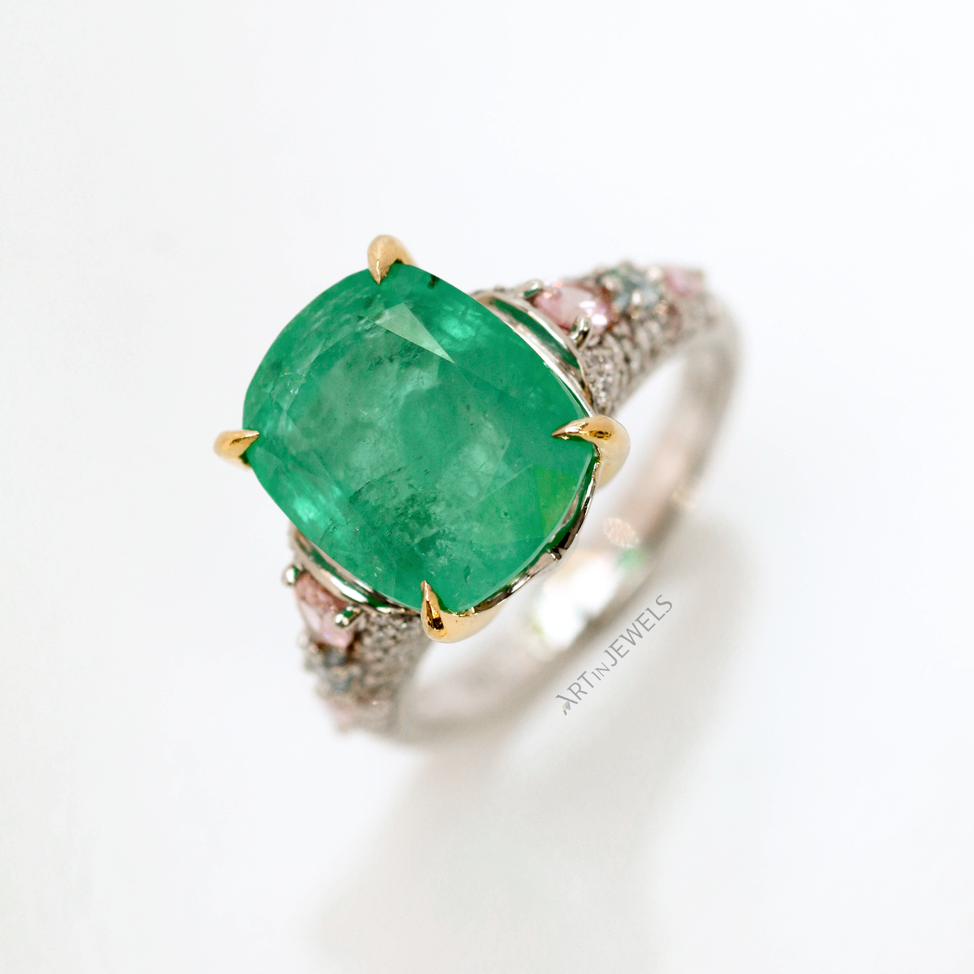 Eden_Emerald_Ring+%281%29.png