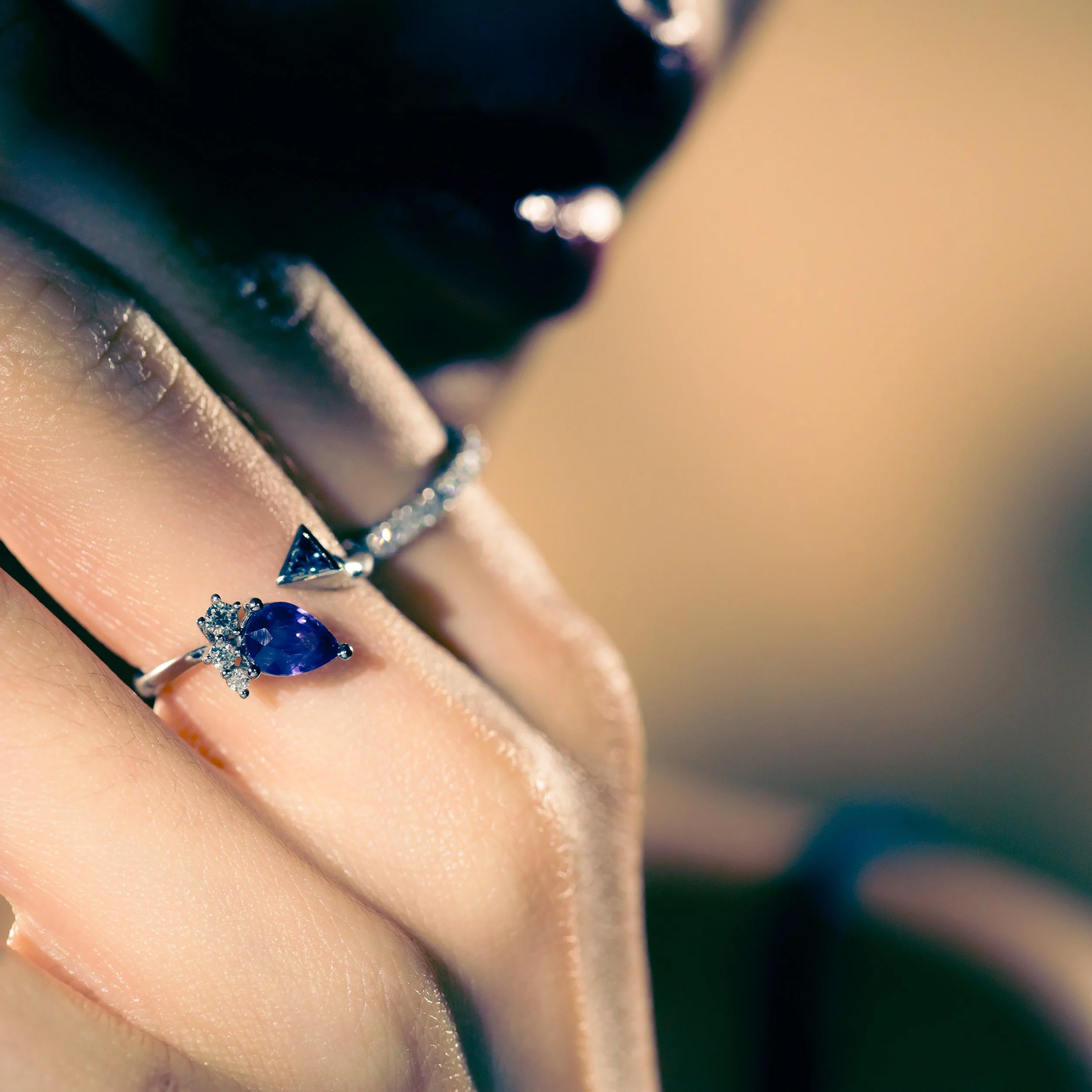 Soulfish_Sapphire_Ring_Worn1.JPG