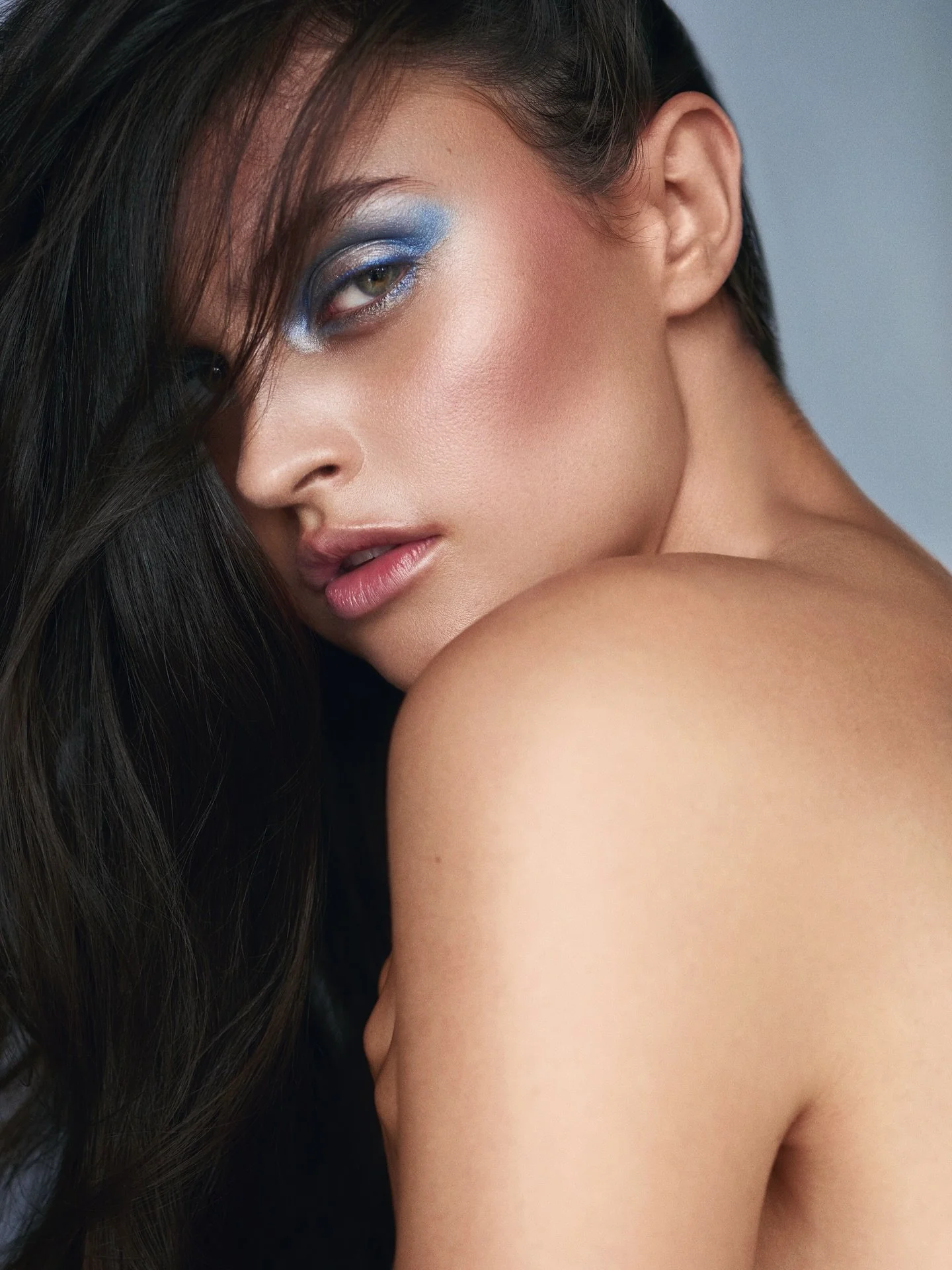 Quiet Riot outtakes 
@jordanxlocke / @chantalenadeau for @vigourmagazine 
photography @andreaclairepix 
retouch @shubhamsingh_ret 
Hair & makeup by me @aclairebeauty 
@qmsmedicosmetics 
@faceatelier Ultra Foundation #3
@hourglasscosmetics VANIS