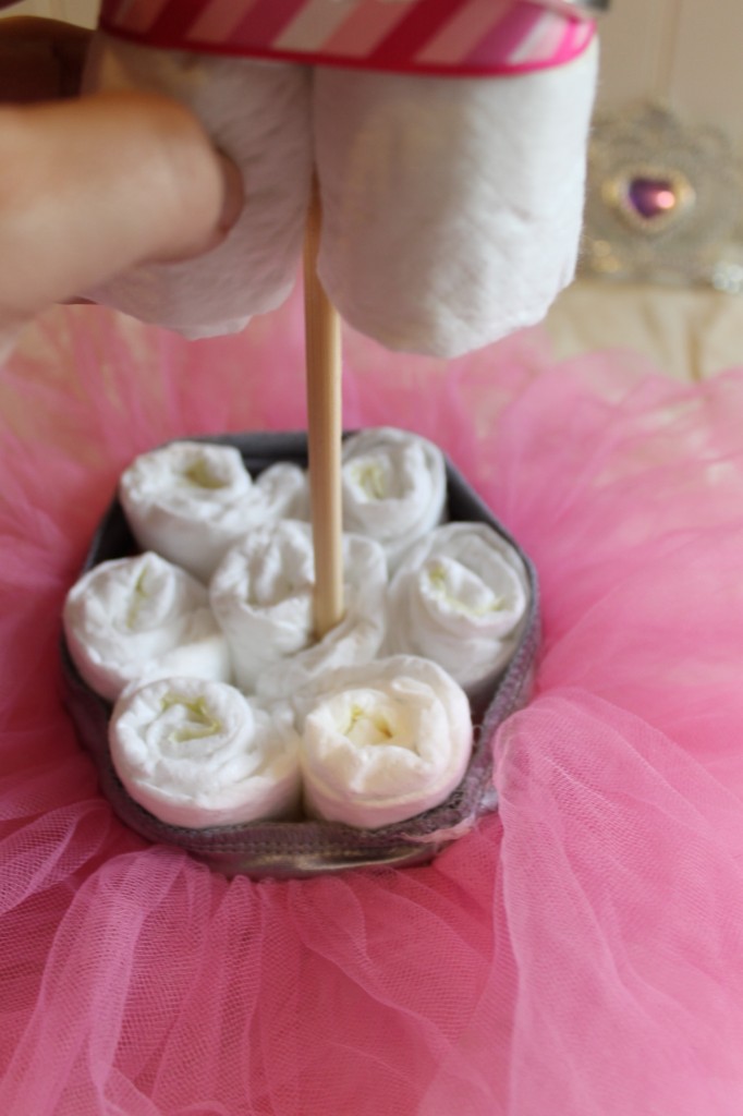 DIY Baby Shower Centerpieces Using Diapers