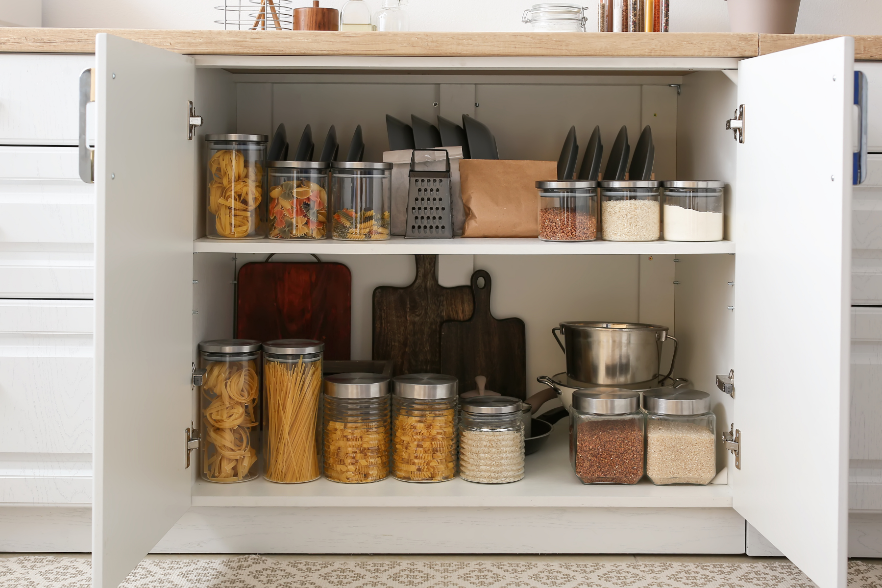 21 Small Pantry Organization Ideas to Maximize Your Space
