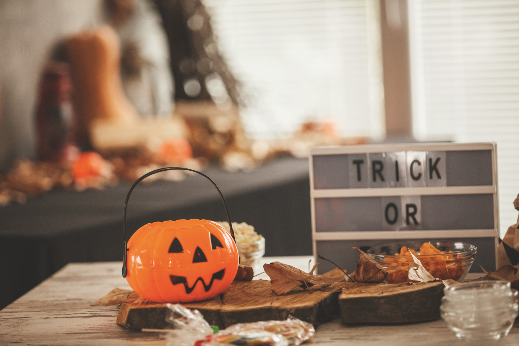 Discover 10 easy Halloween decor ideas for your home, including simple, spooky and budget-friendly ways to decorate your mantel, kitchen, entryway and more.