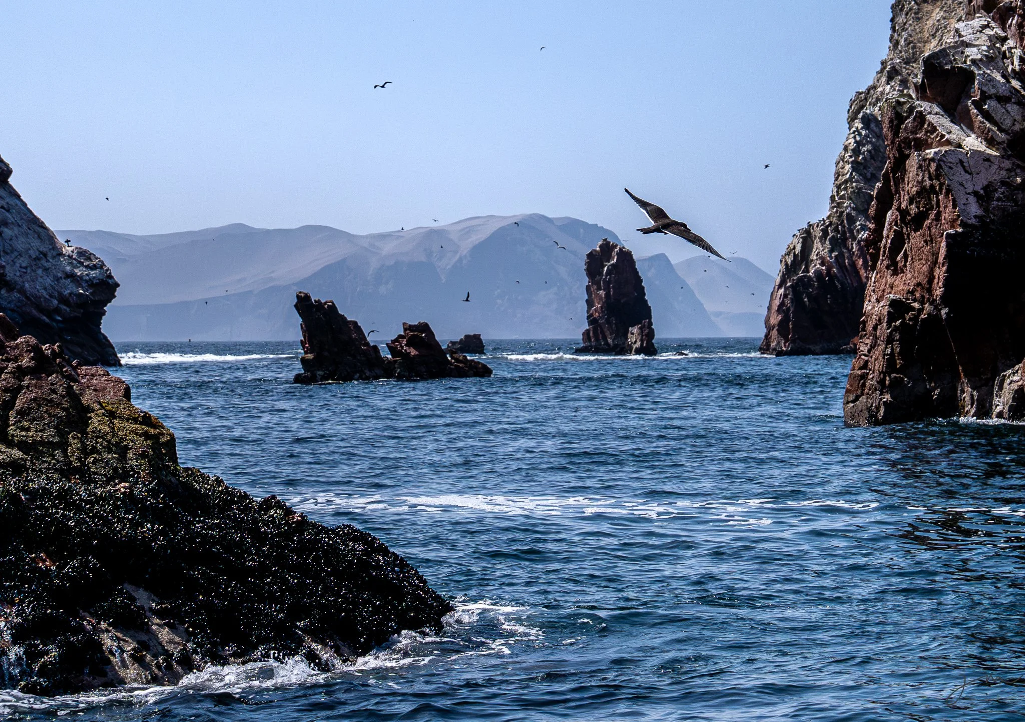 rocks_in_peru_pacific.jpg