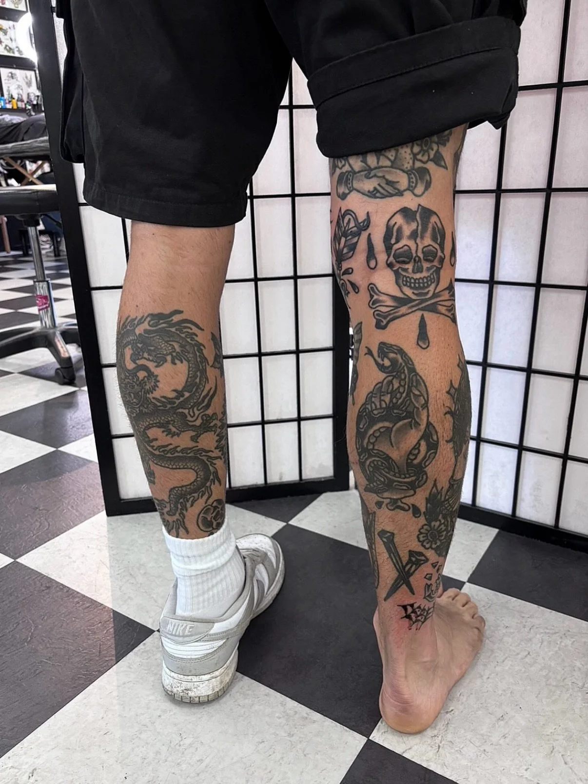 Work by @rudietattoo 

.
.
.
.
#melbourne #tattoo #traditionaltattoo #blackwork  #tattoos