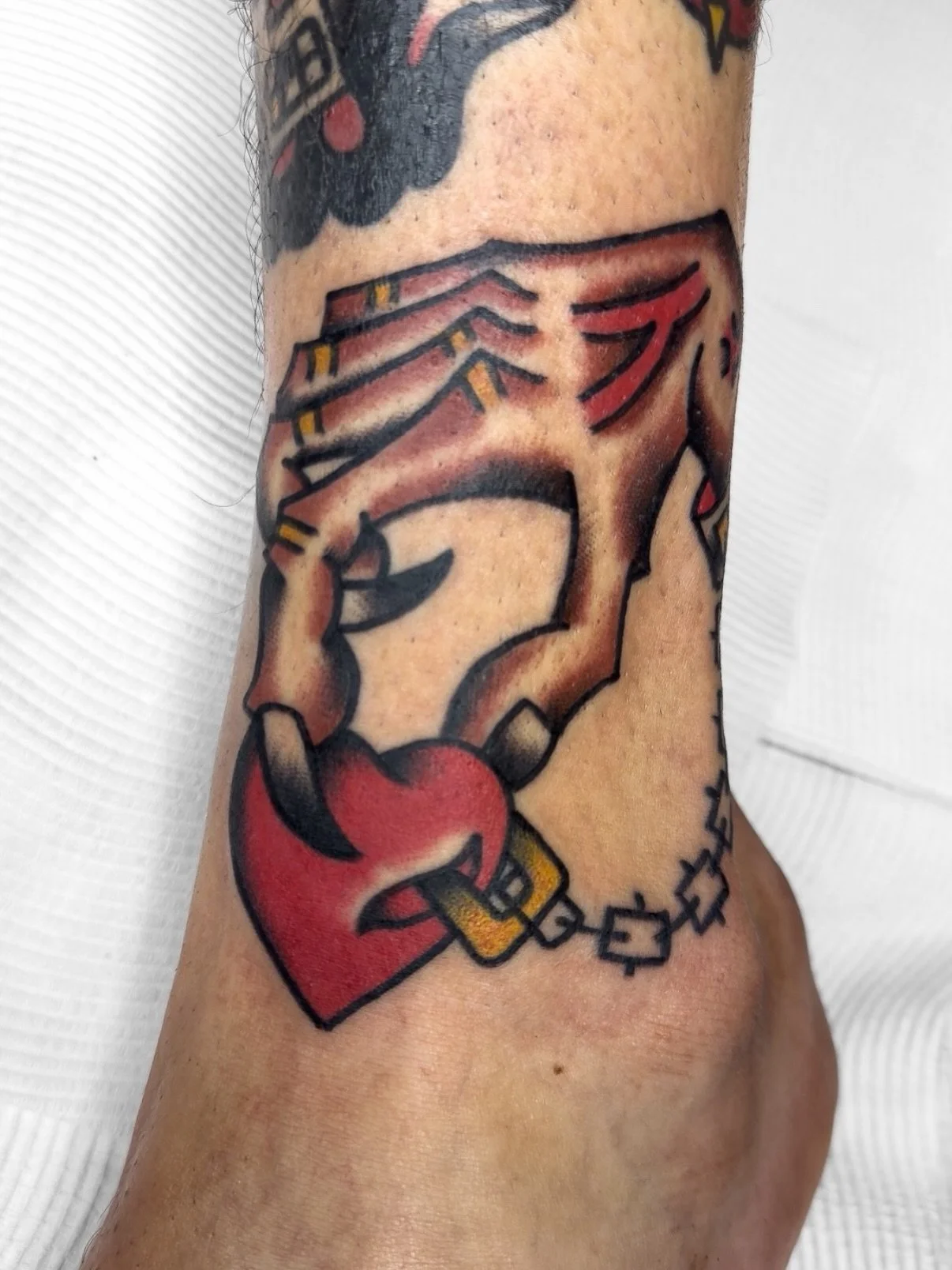 Work by @lukeetho 

.
.
.
.
#melbourne #tattoo #traditionaltattoo #blackwork  #tattoos