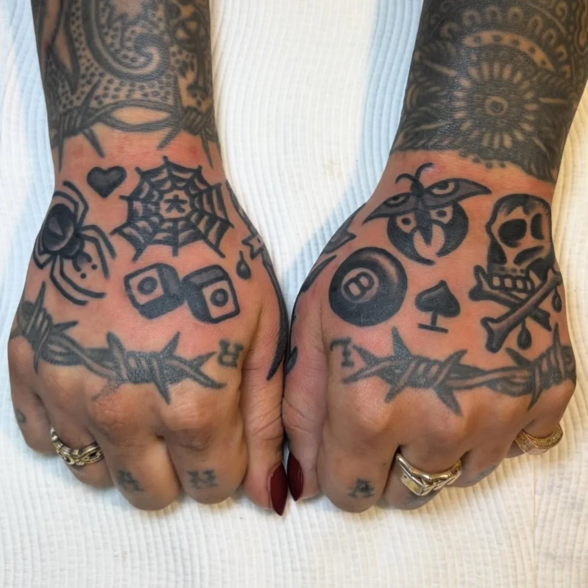 Work by @bradley_waye 

.
.
.
.
#melbourne #tattoo #traditionaltattoo #blackwork  #tattoos