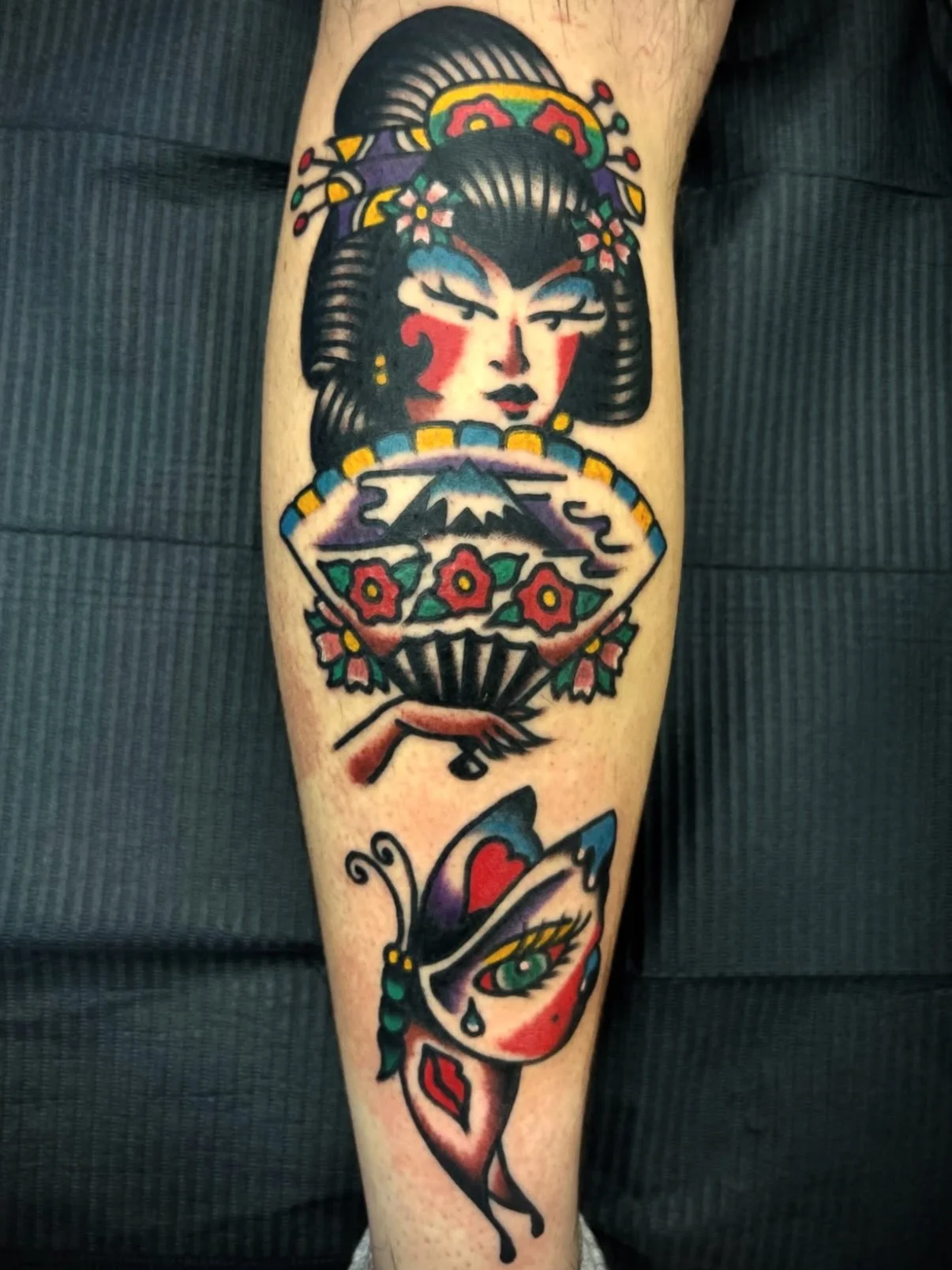 Work by @_georgetattoo 

.
.
.
.
#melbourne #tattoo #traditionaltattoo #blackwork  #tattoos