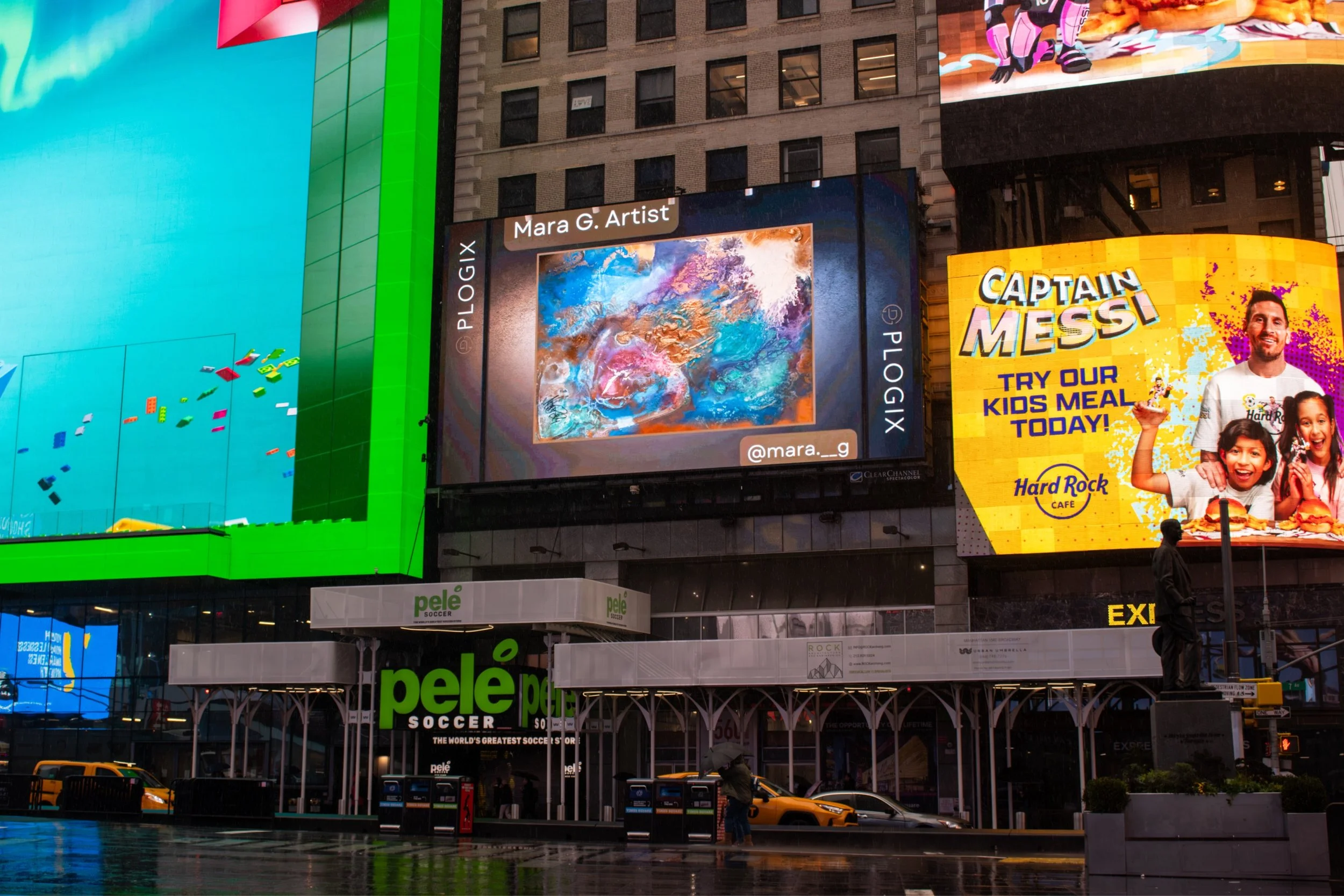 Plogix-TimesSquare-Nov-21-2024-Video-1-Angle-1-Mara-G (1).jpeg